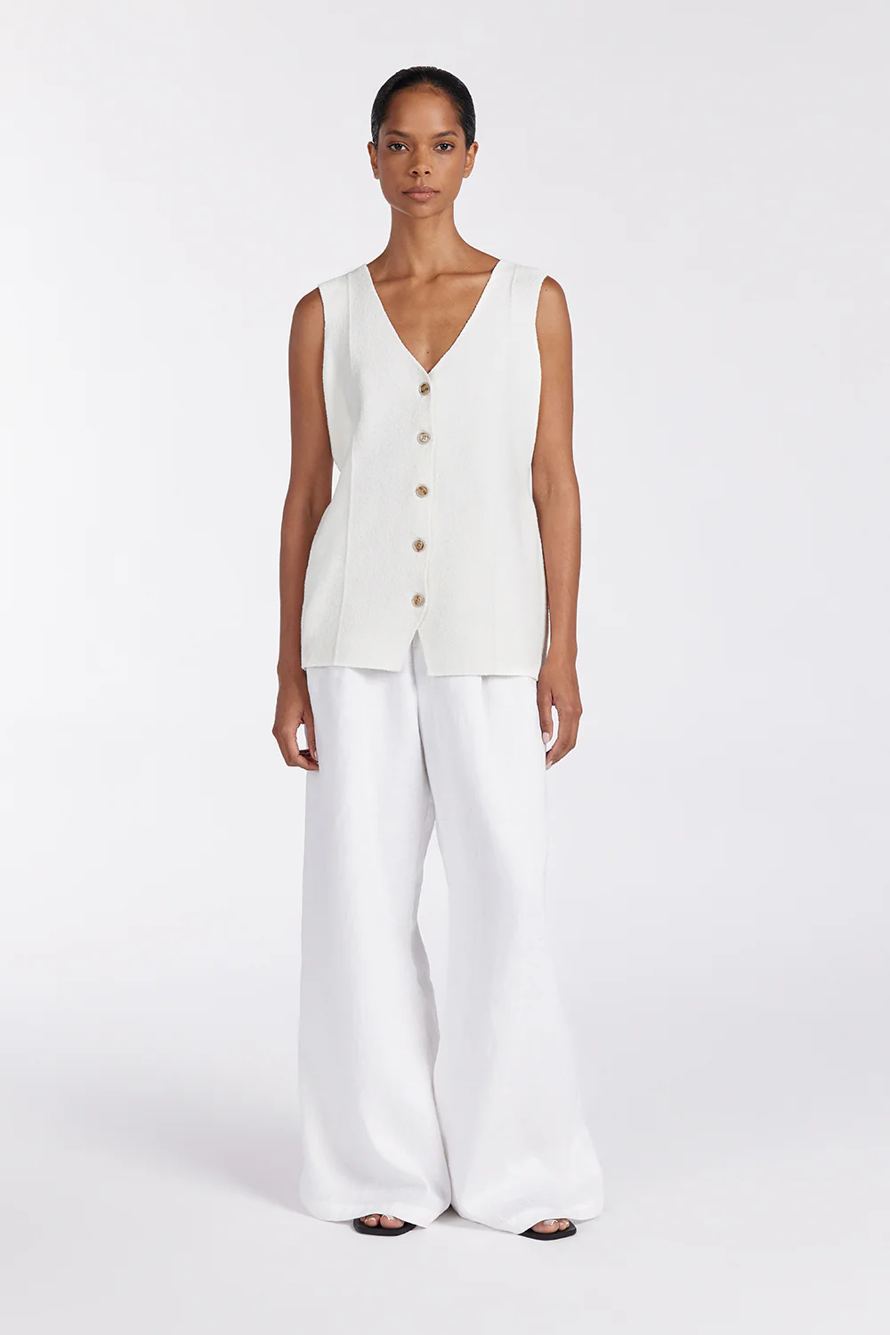 LISA OFF WHITE TAILORED KNIT VEST - Gamepaces