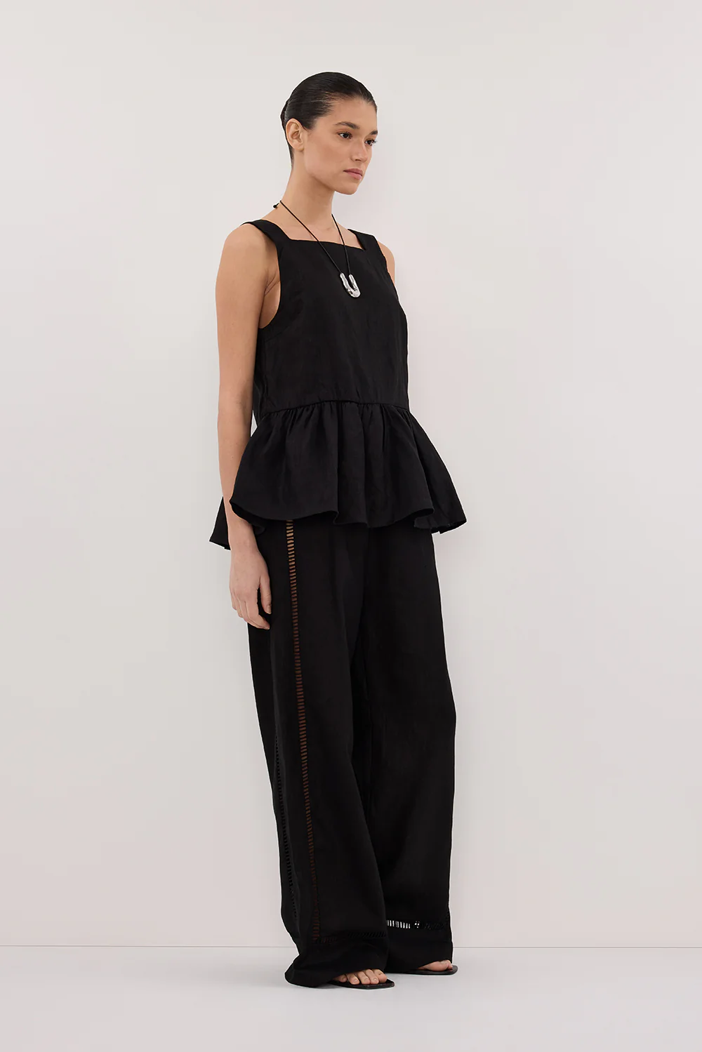 DAISY BLACK LINEN PEPLUM TOP - Gamepaces