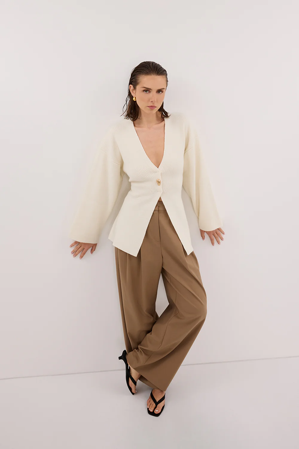 SCOUT CREAM LONG SLEEVE KNIT TOP - Gamepaces