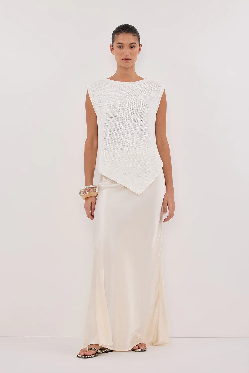 ALTHEA OFF WHITE ASYM KNIT TOP - Gamepaces