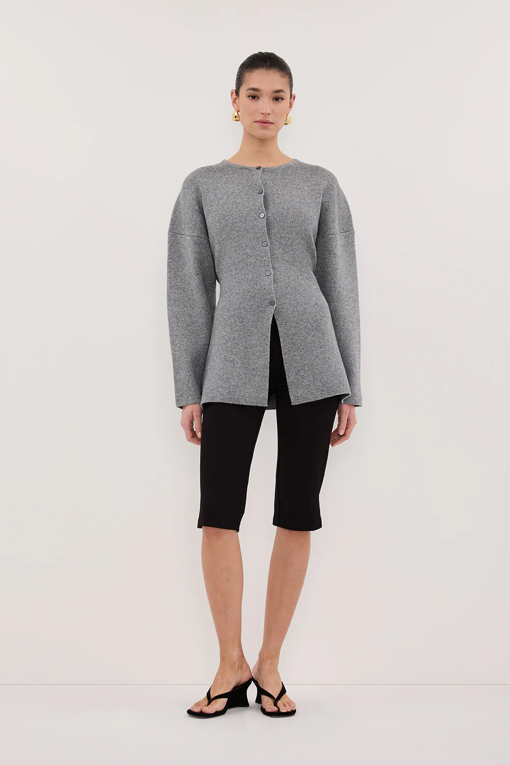 DEMI BLACK CAPRI PANT - Gamepaces