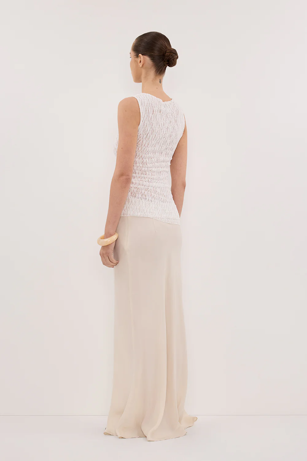 LIZZIE WHITE SLEEVELESS LACE TOP - Gamepaces