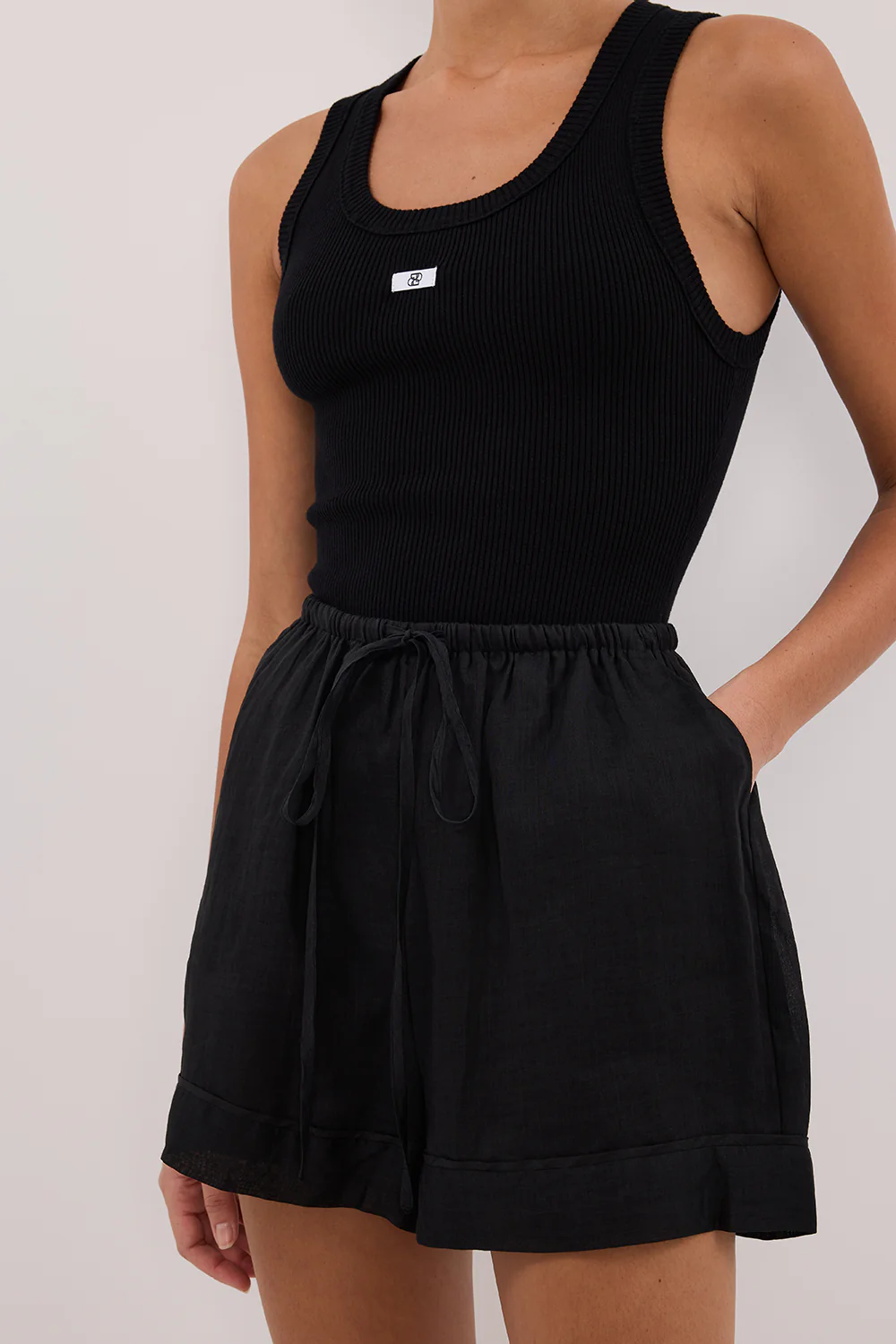 KAI BLACK RAMIE SHORT - Gamepaces