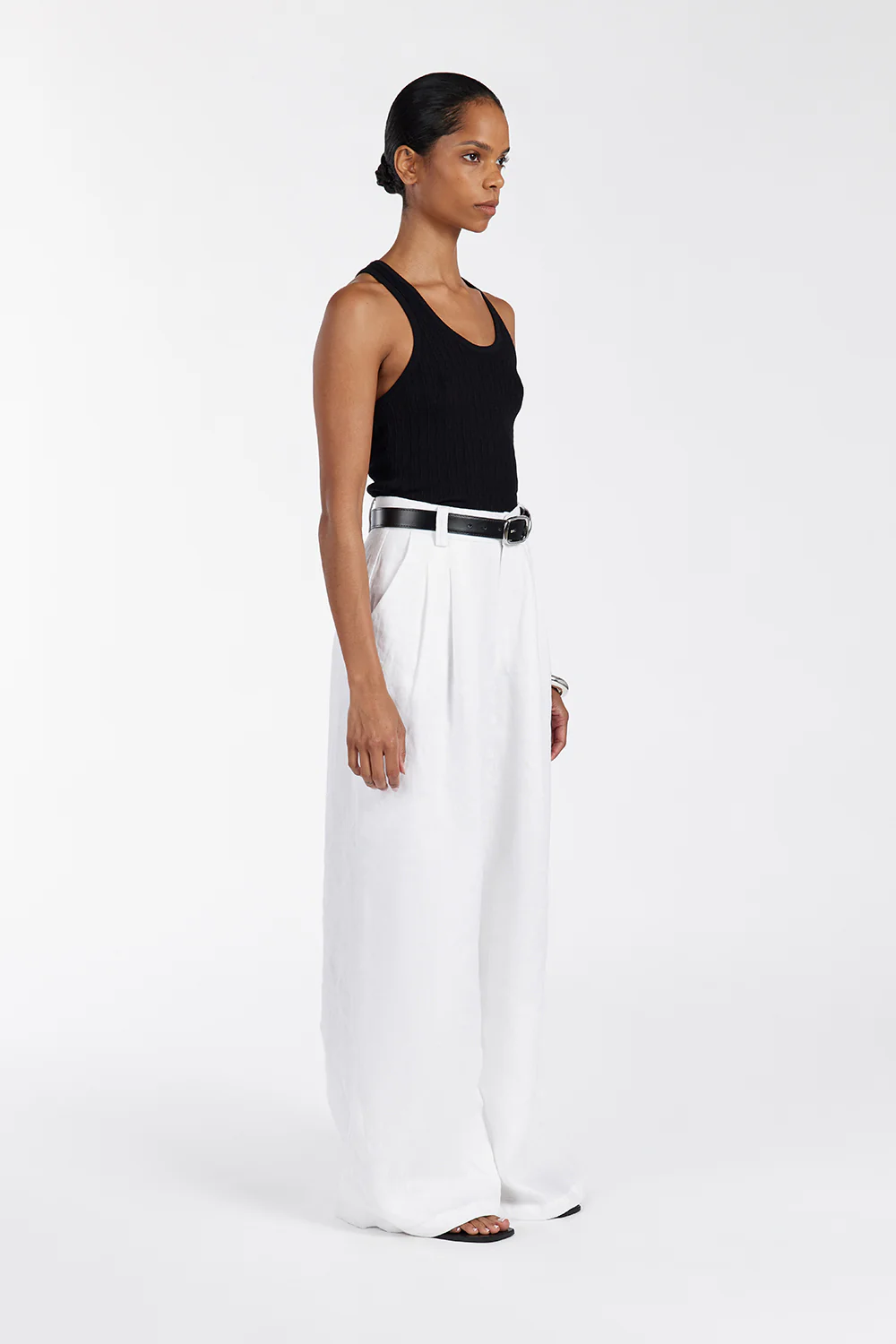 ALMA BLACK TEXTURED SCOOP KNIT TANK - Gamepaces