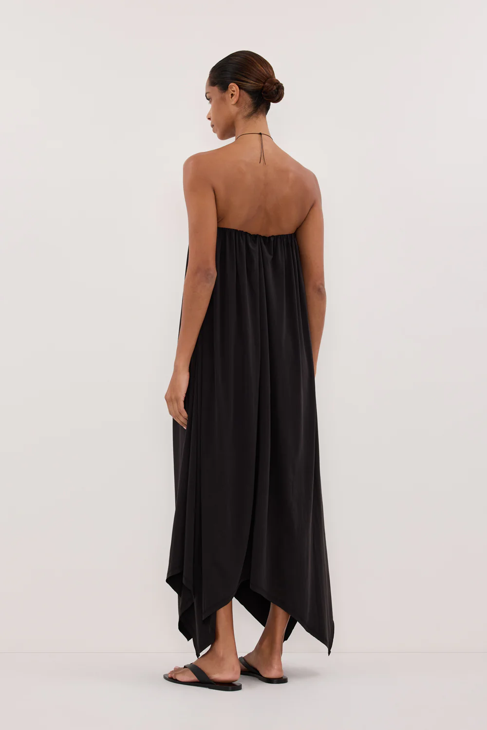 AVA BLACK STRAPELESS MIDI DRESS - Gamepaces
