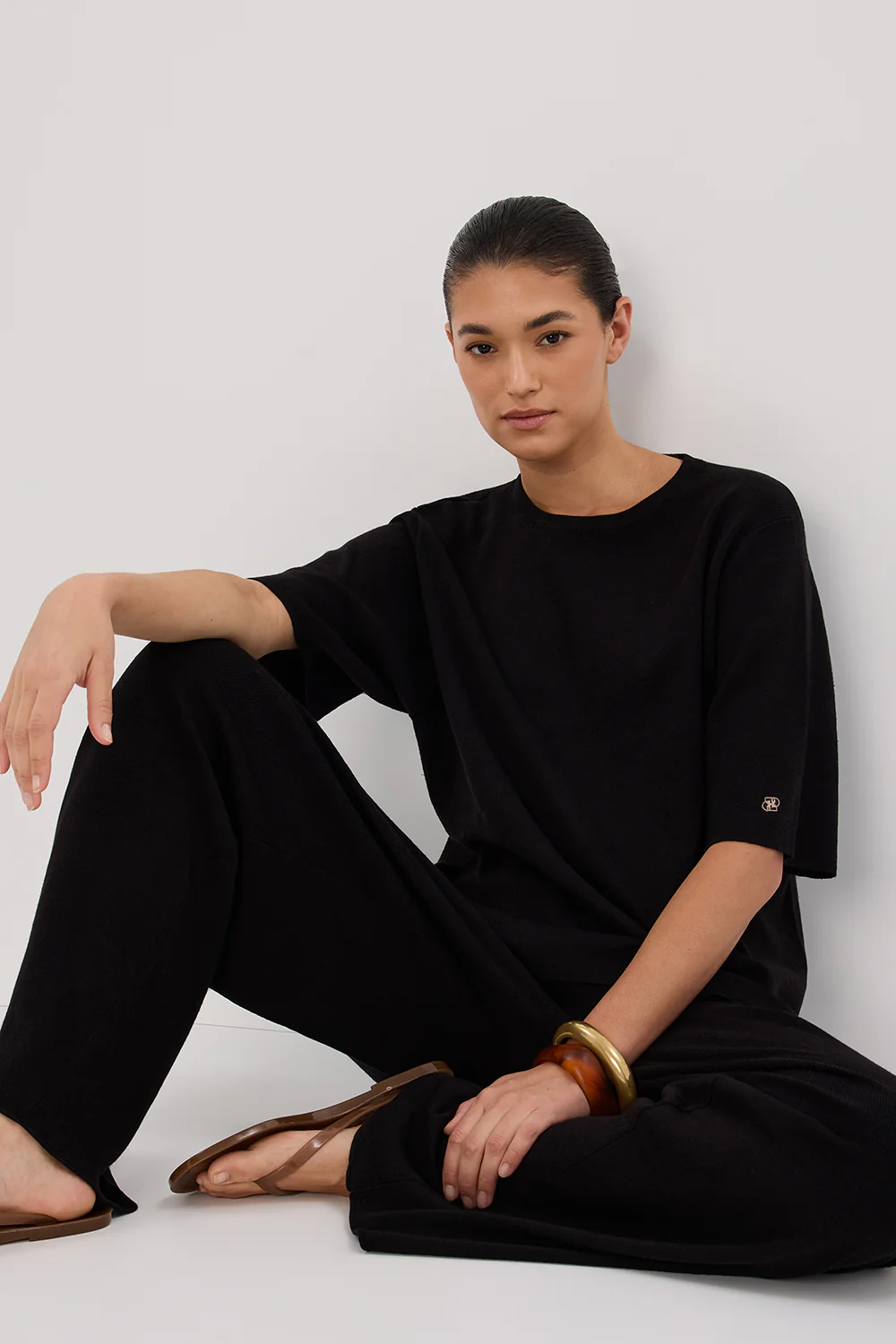 OLIVIA BLACK OVERSIZED KNIT TEE - Gamepaces