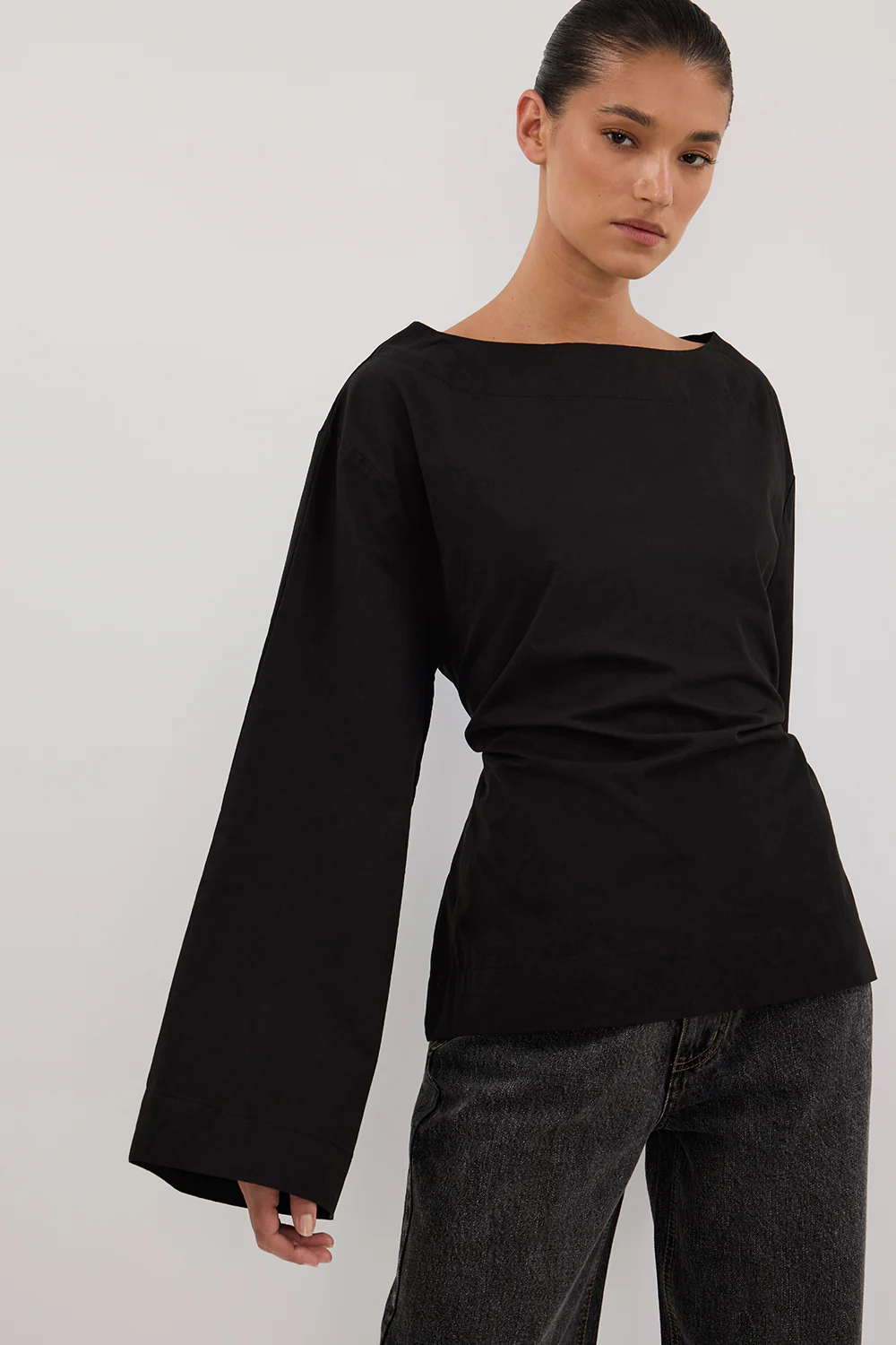 IVY BLACK LONG SLEEVE TOP - Gamepaces