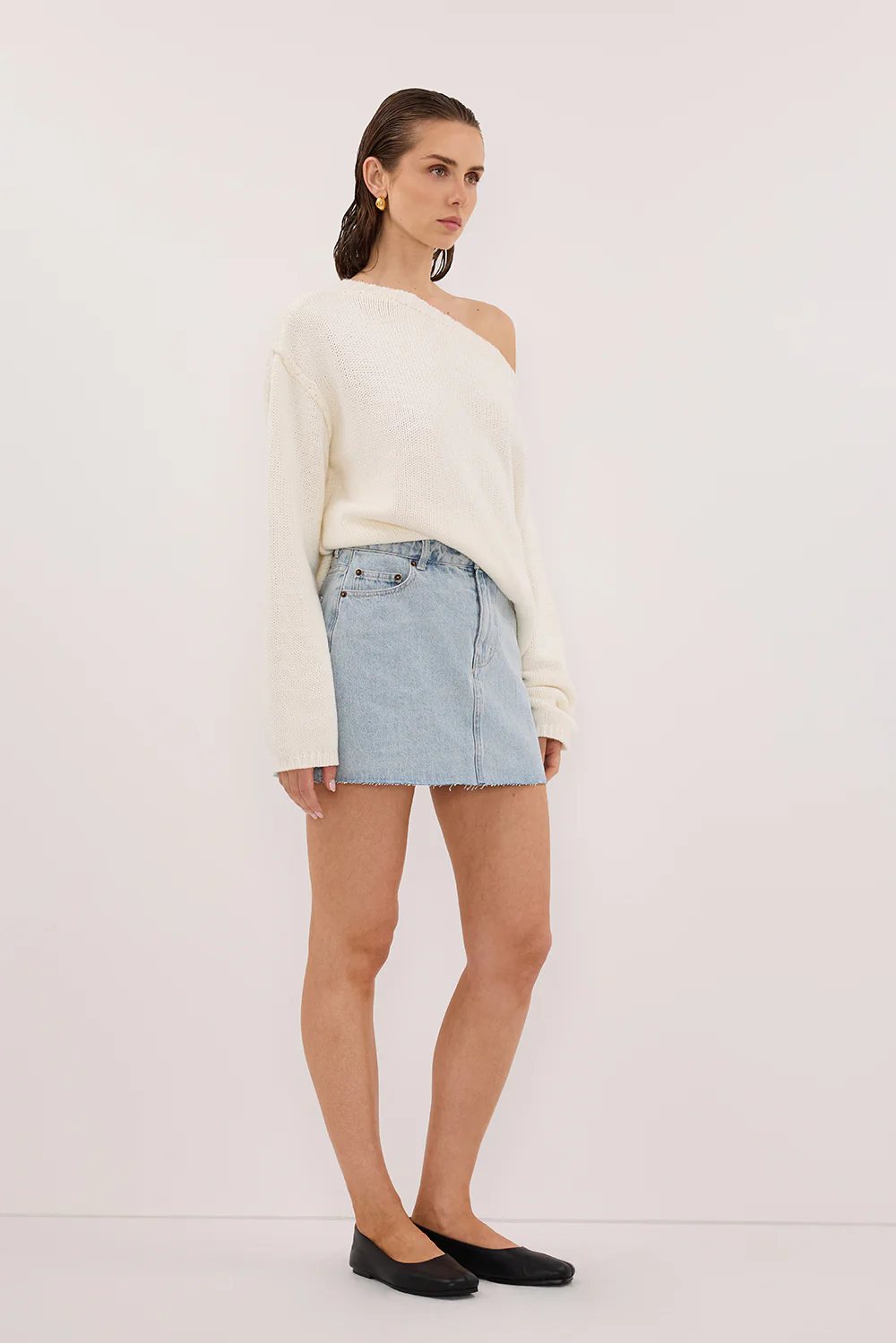 DANA LIGHT RINSE DENIM MINI SKIRT - Gamepaces