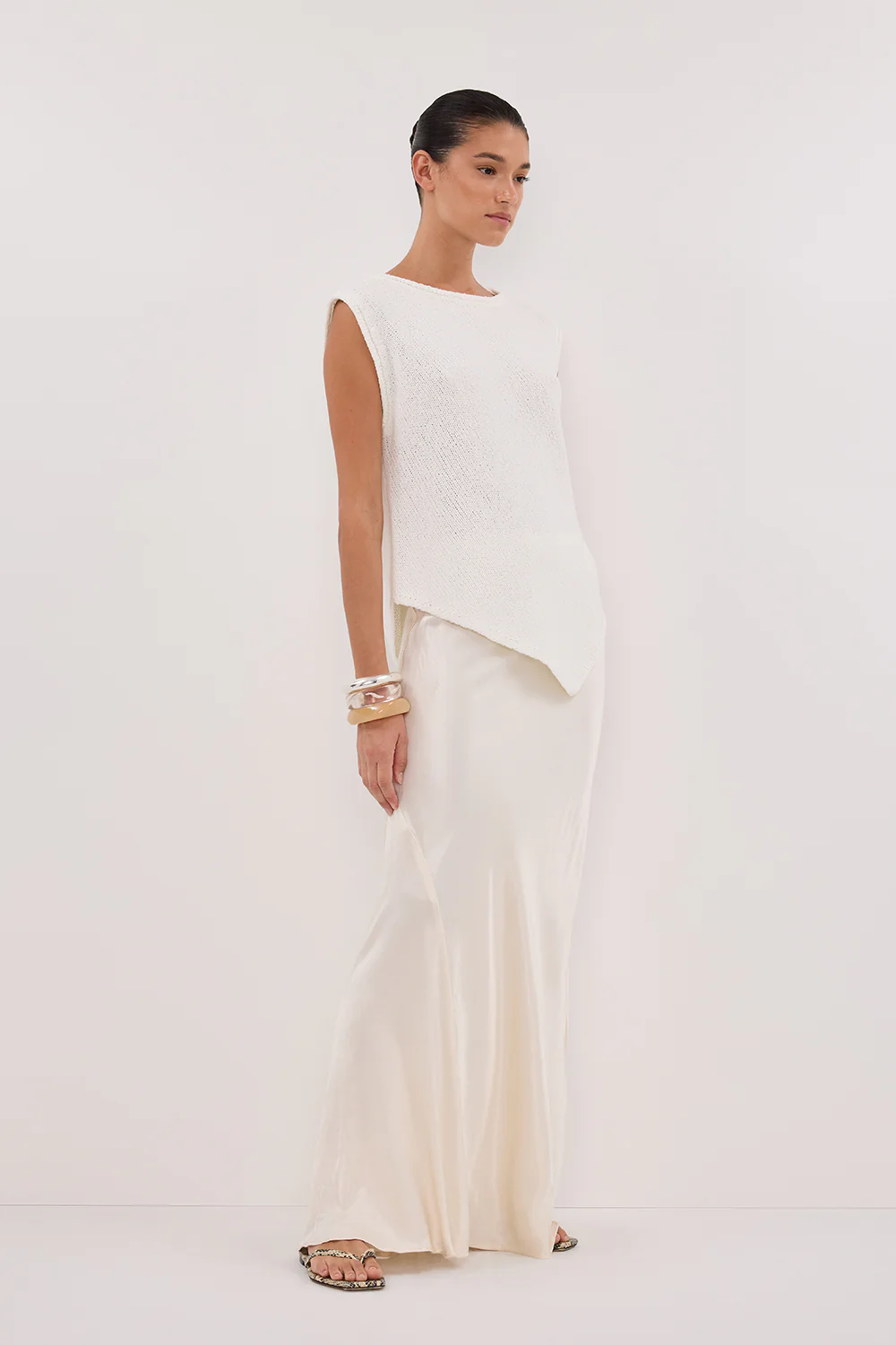 ALTHEA OFF WHITE ASYM KNIT TOP - Gamepaces