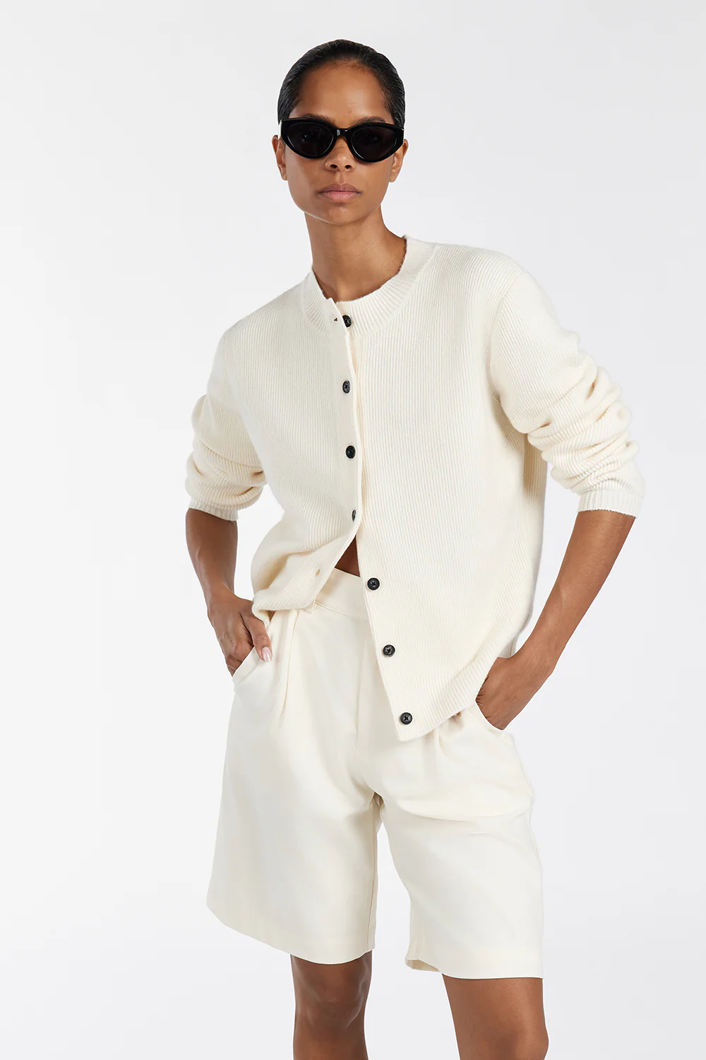 BECKHAM CREAM BERMUDA SHORT - Gamepaces