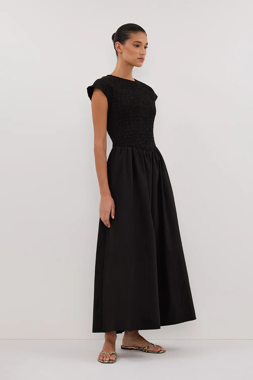 ROMA BLACK CAP SLEEVE MIDI DRESS - Gamepaces