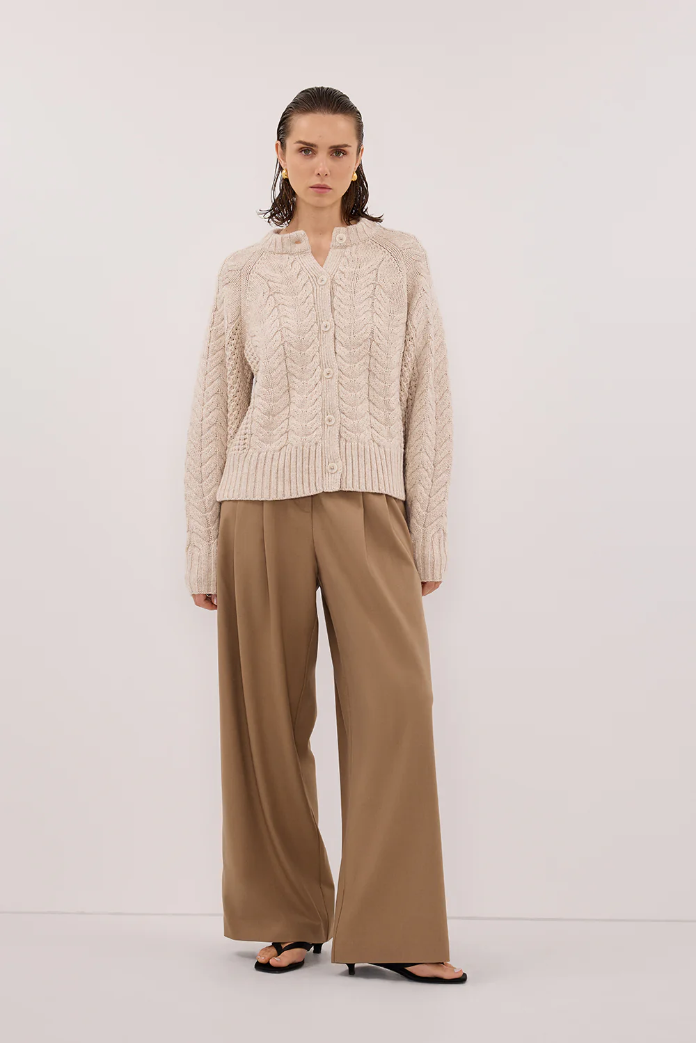 TOM CHALK CABLE KNIT CARDIGAN - Gamepaces