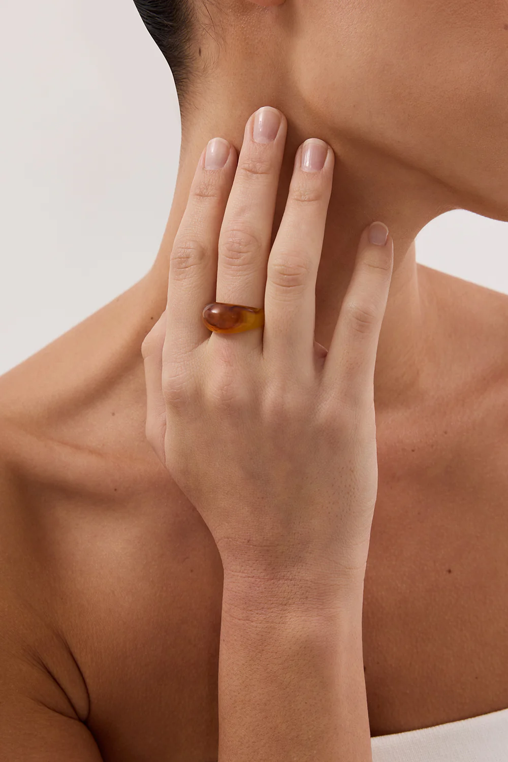 NOAH THE LABEL BROWN CHUNKY RESIN RING - Gamepaces