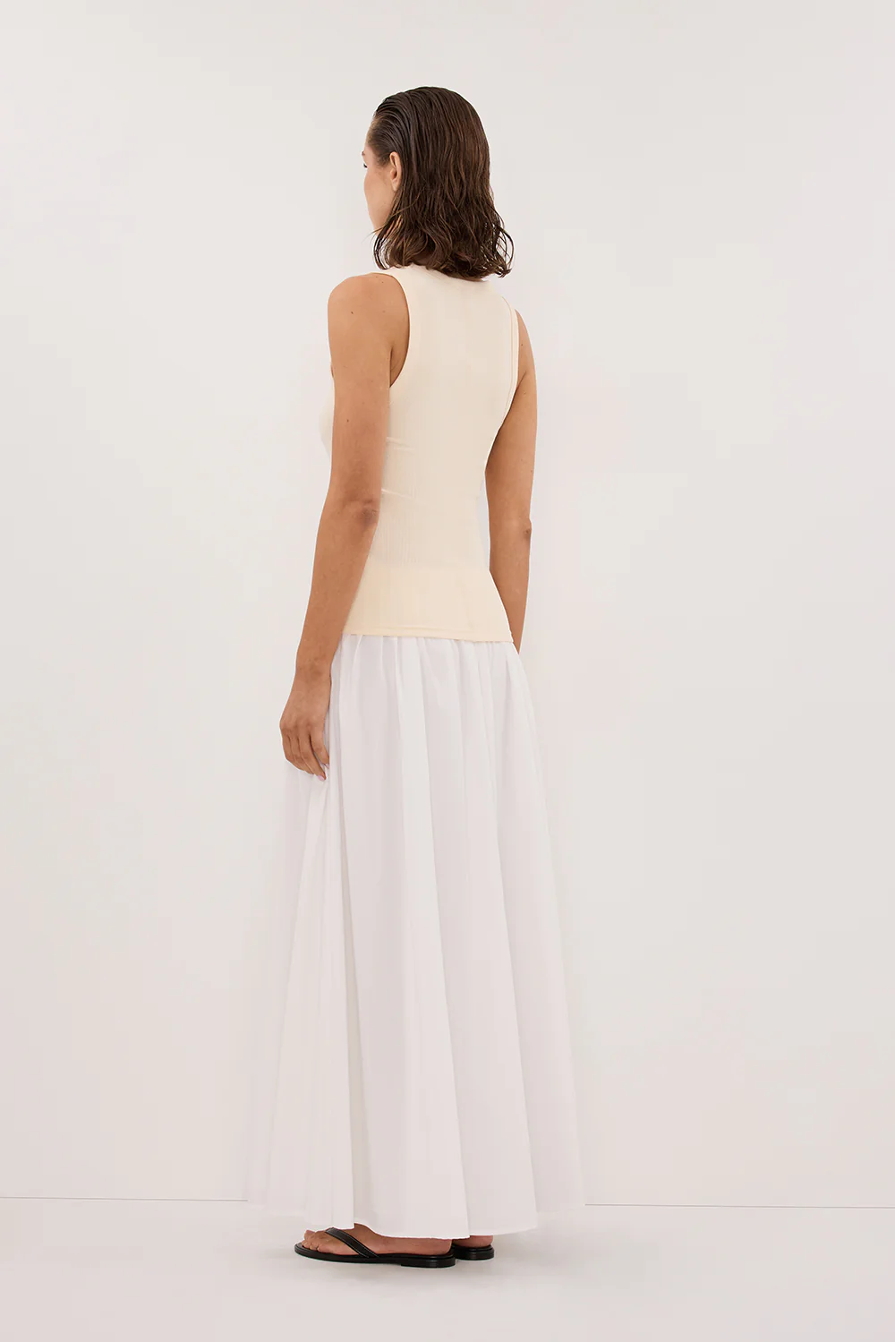 CLARA SANDSTONE SCOOP NECK TANK TOP - Gamepaces