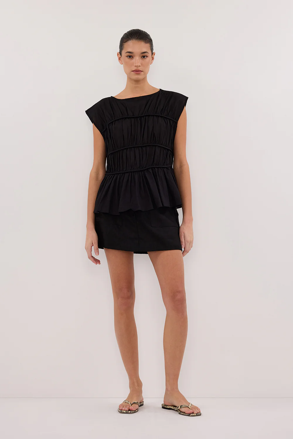 EVA BLACK LINEN SKORT - Gamepaces