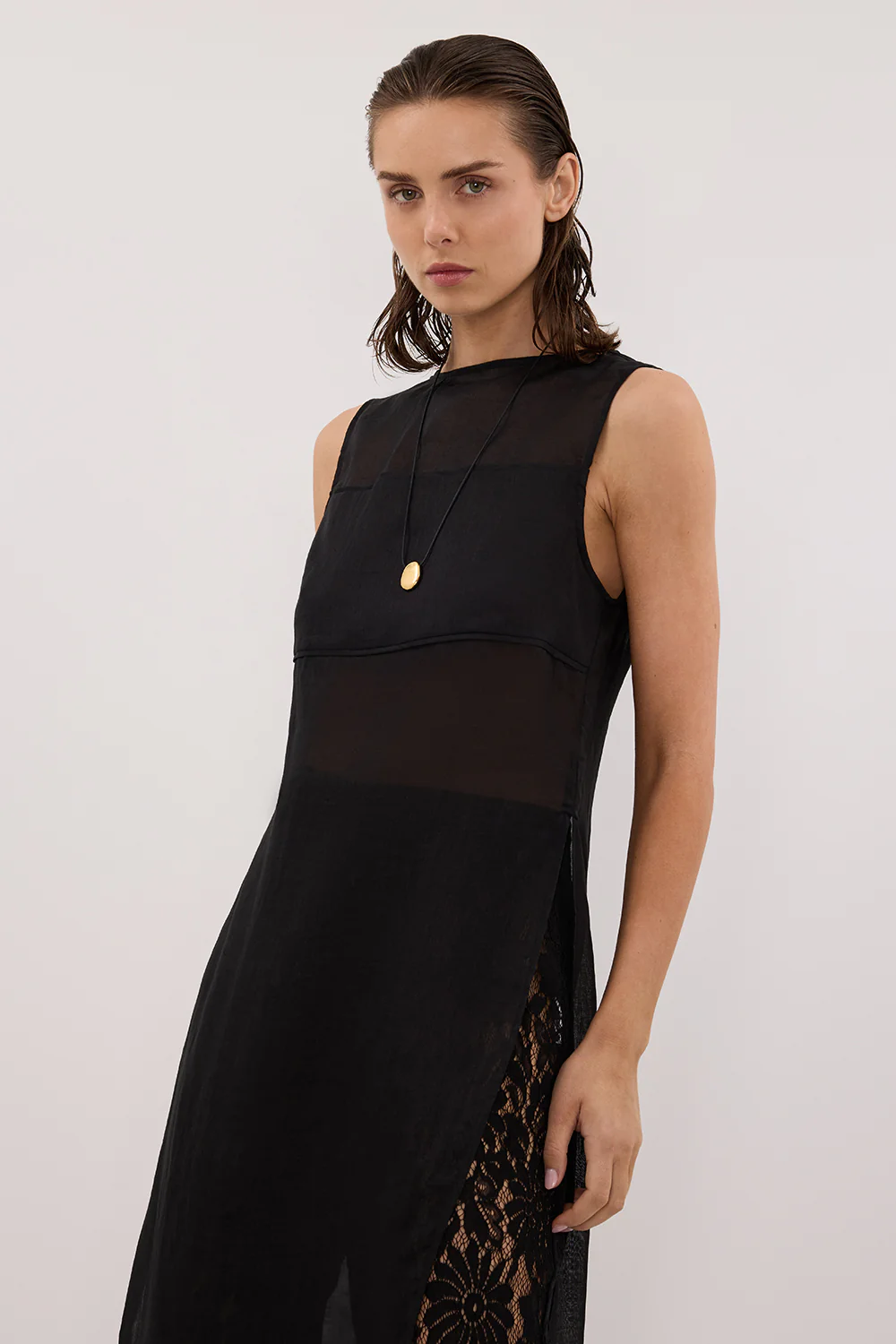 KAI BLACK RAMIE SLEEVELESS TUNIC TOP - Gamepaces