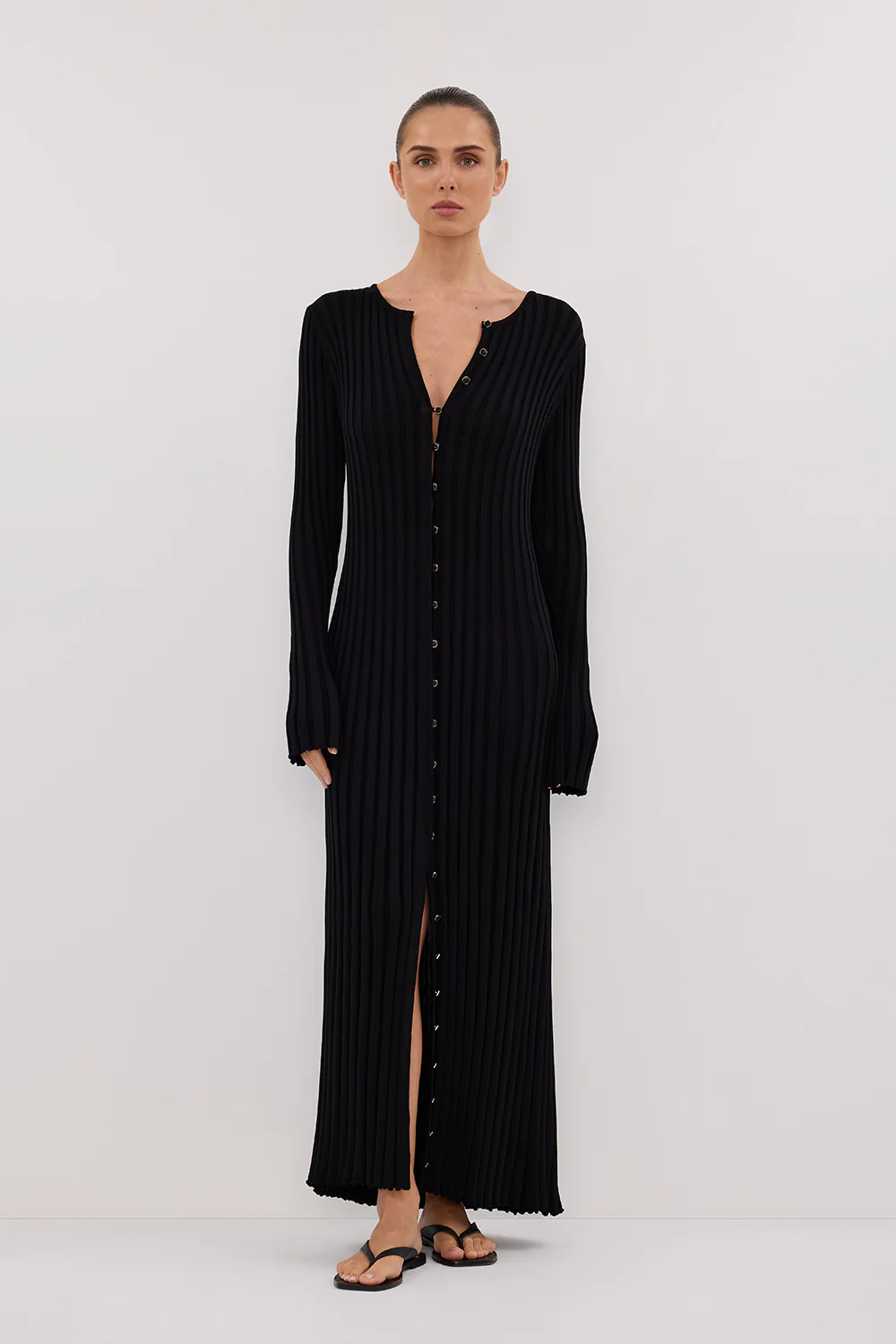 ALI BLACK SLEEVED KNIT MIDI DRESS - Gamepaces