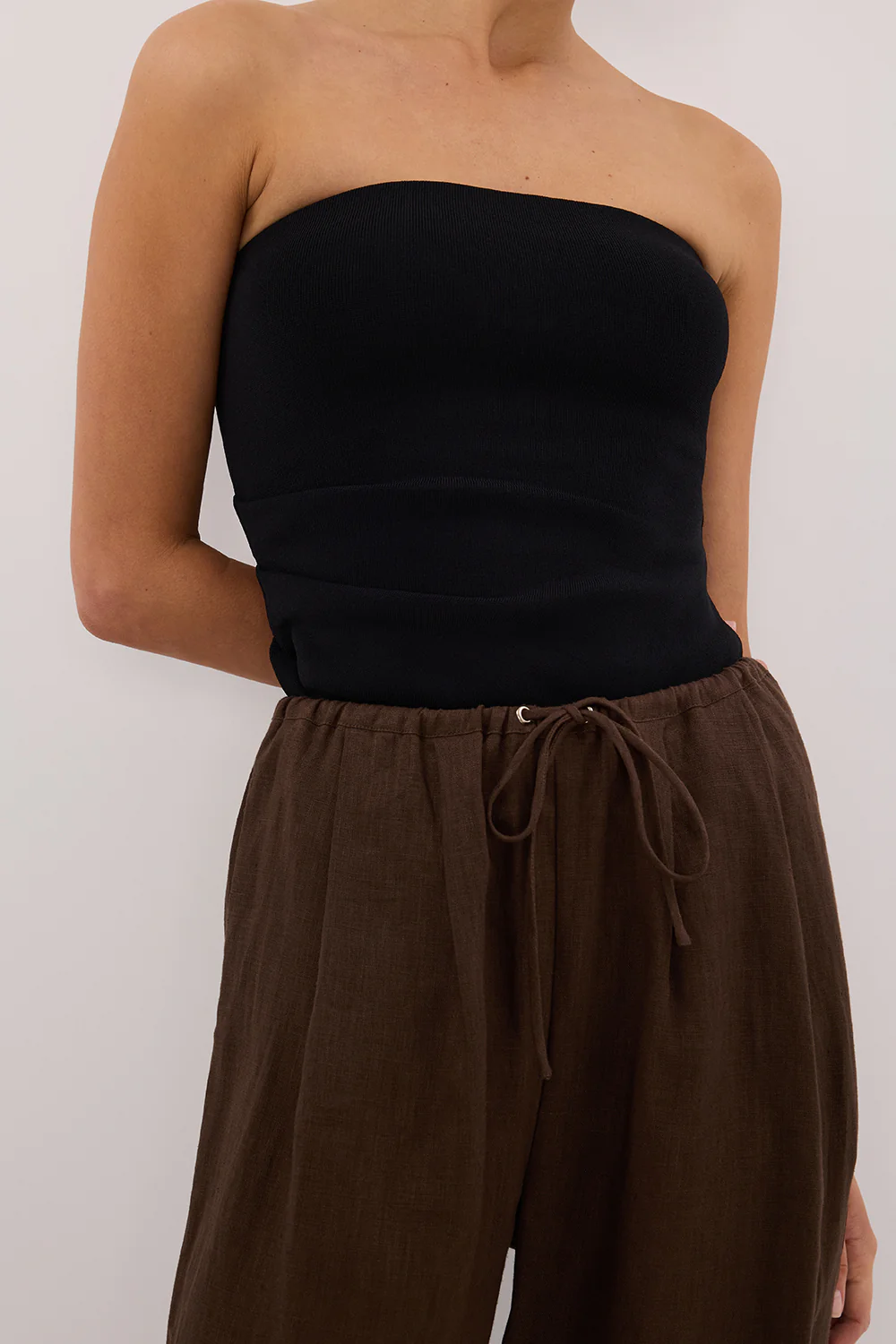 CARLA BITTER CHOC DRAWSTRING LINEN PANT - Gamepaces