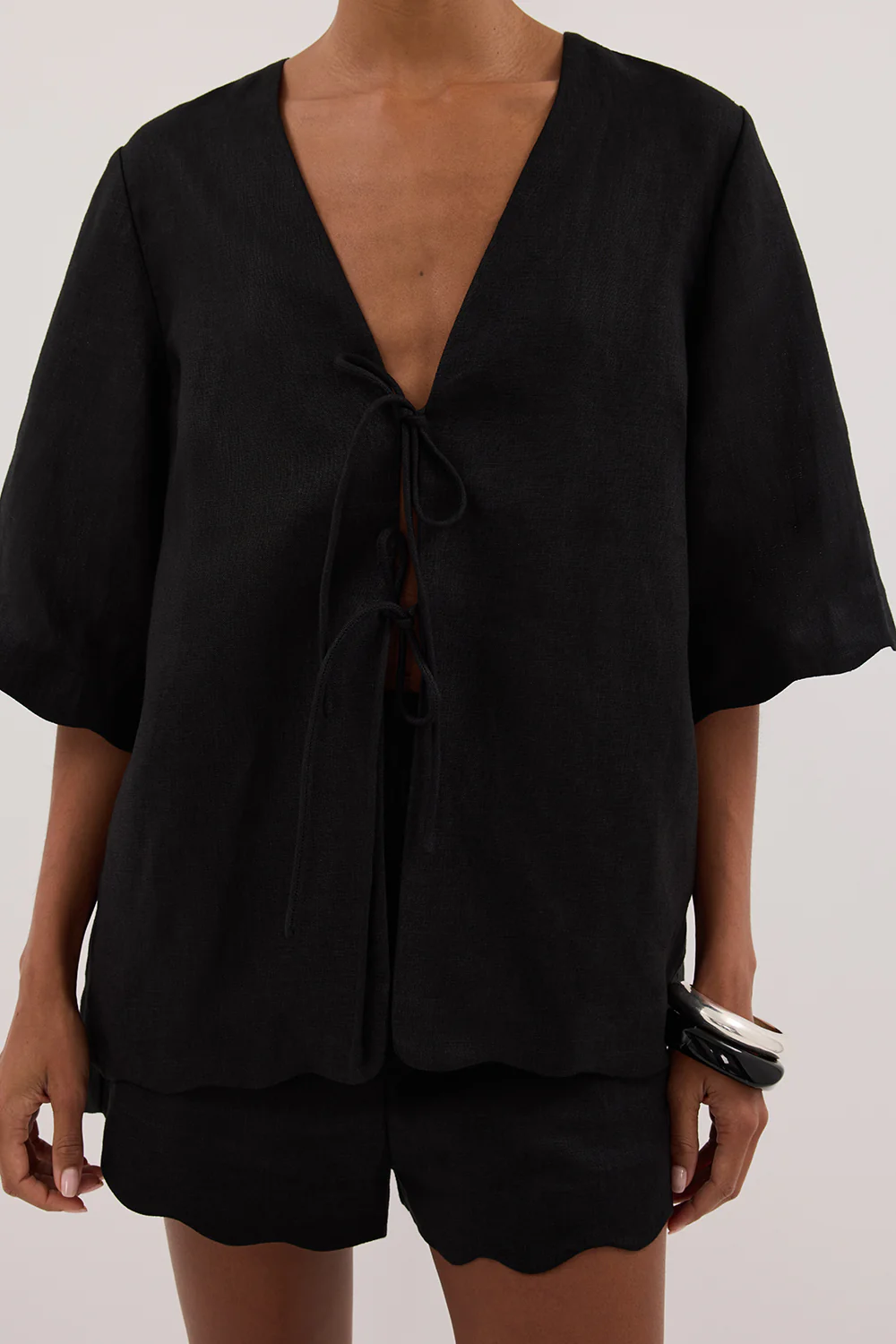 LELA BLACK SHORT SLEEVE LINEN SHIRT - Gamepaces