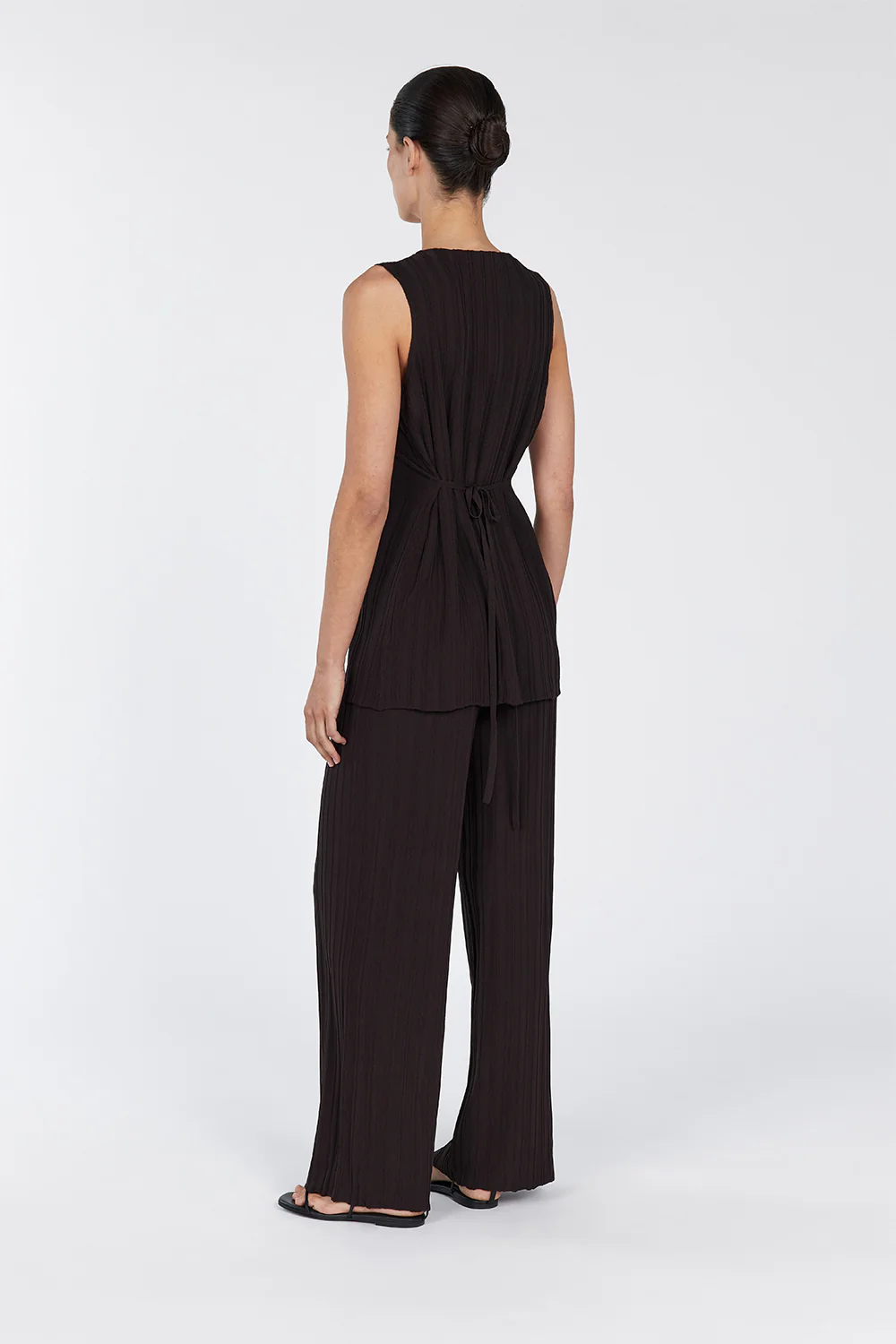 SYLVIA BITTER CHOC LONGLINE VEST - Gamepaces