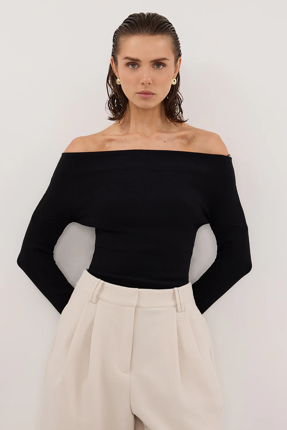 ASTRID BLACK LONG SLEEVE KNIT TOP - Gamepaces