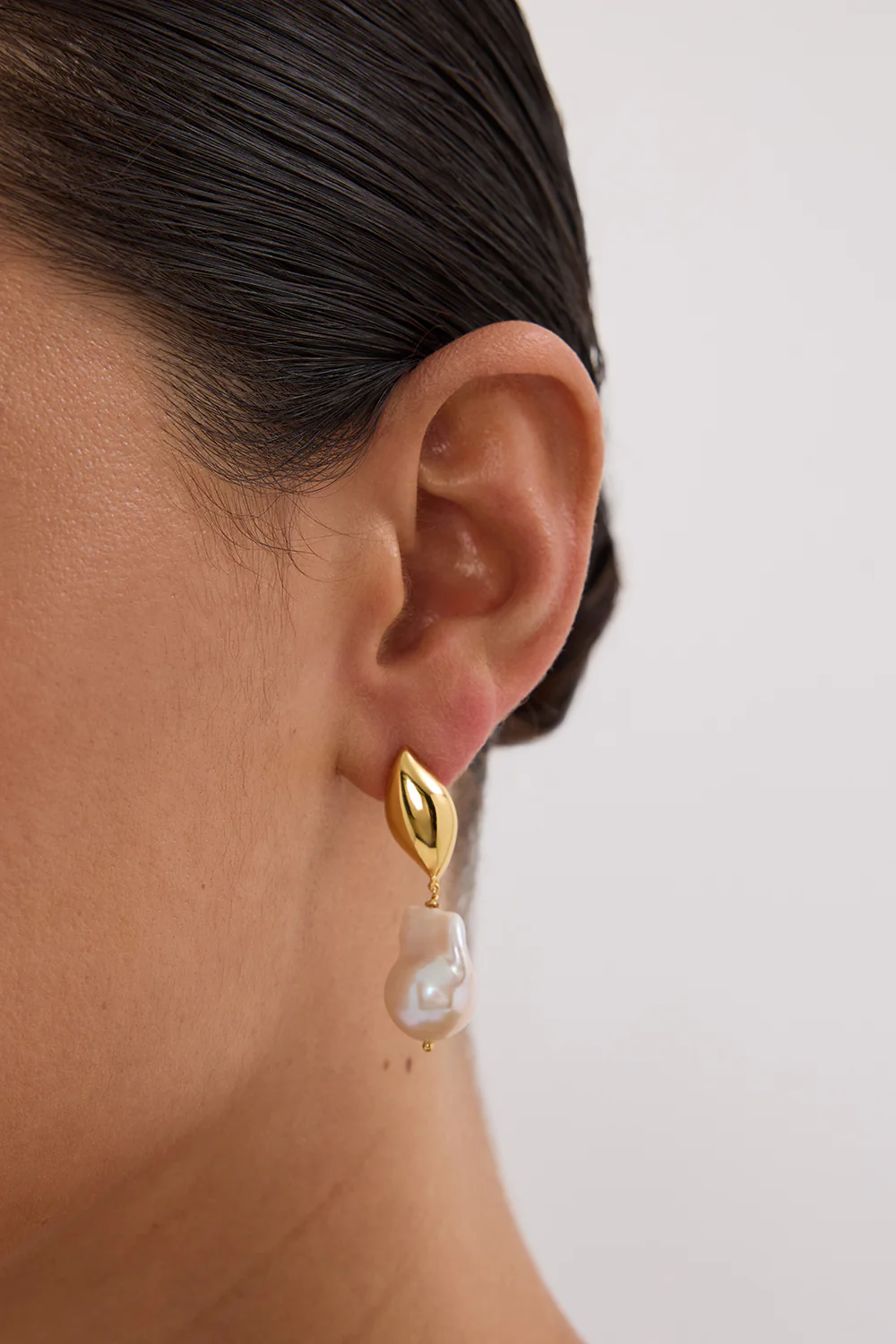 AMBER SCEATS ISOLA EARRING GOLD - Gamepaces