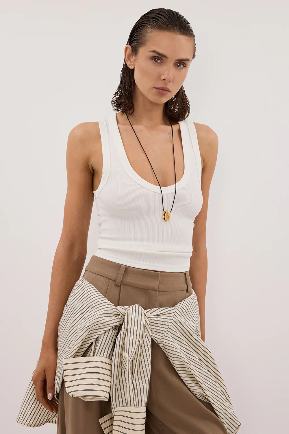 YASMIN OFF WHITE SLEEVELESS KNIT TANK - Gamepaces