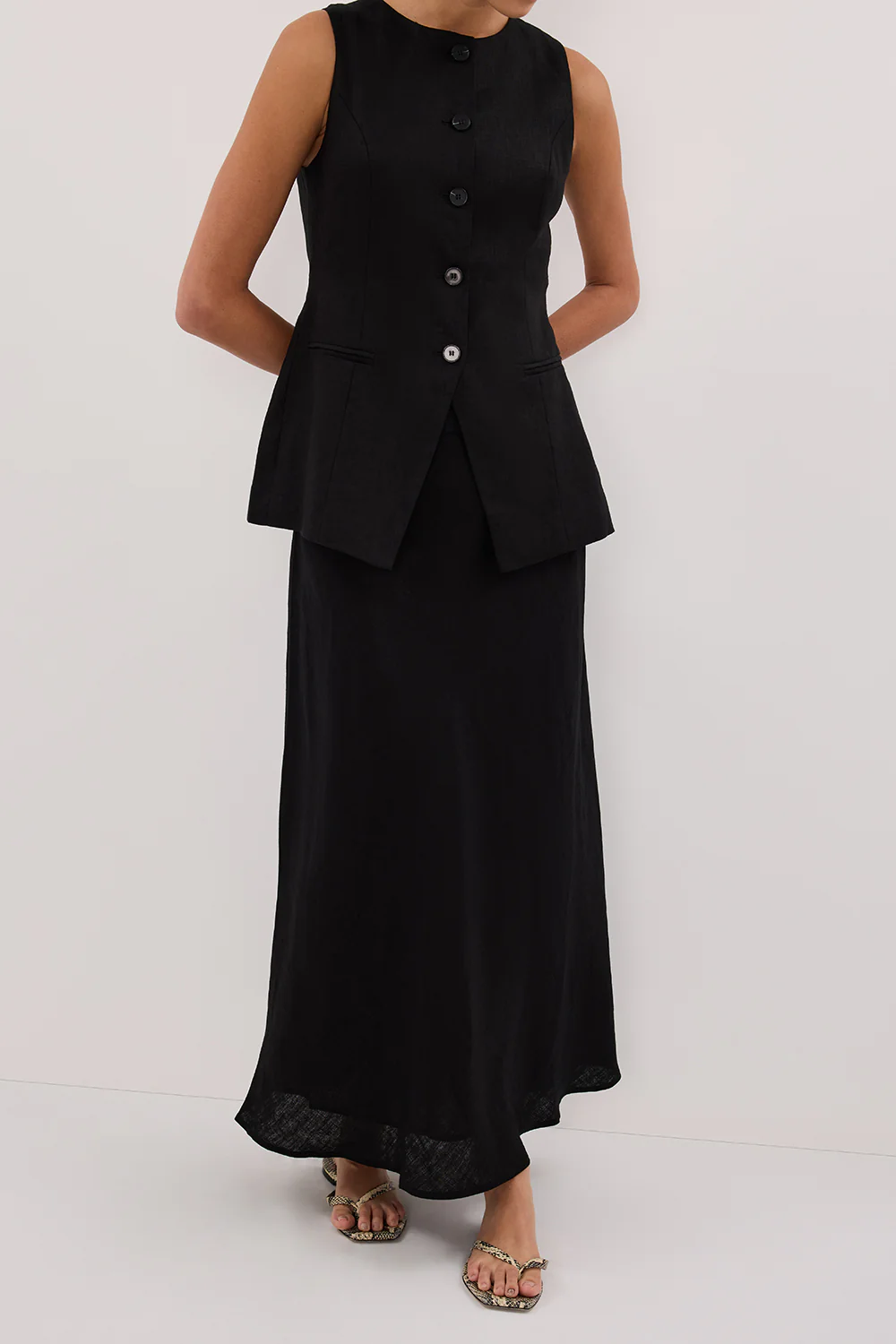 TYRA BLACK LINEN MIDI SKIRT - Gamepaces