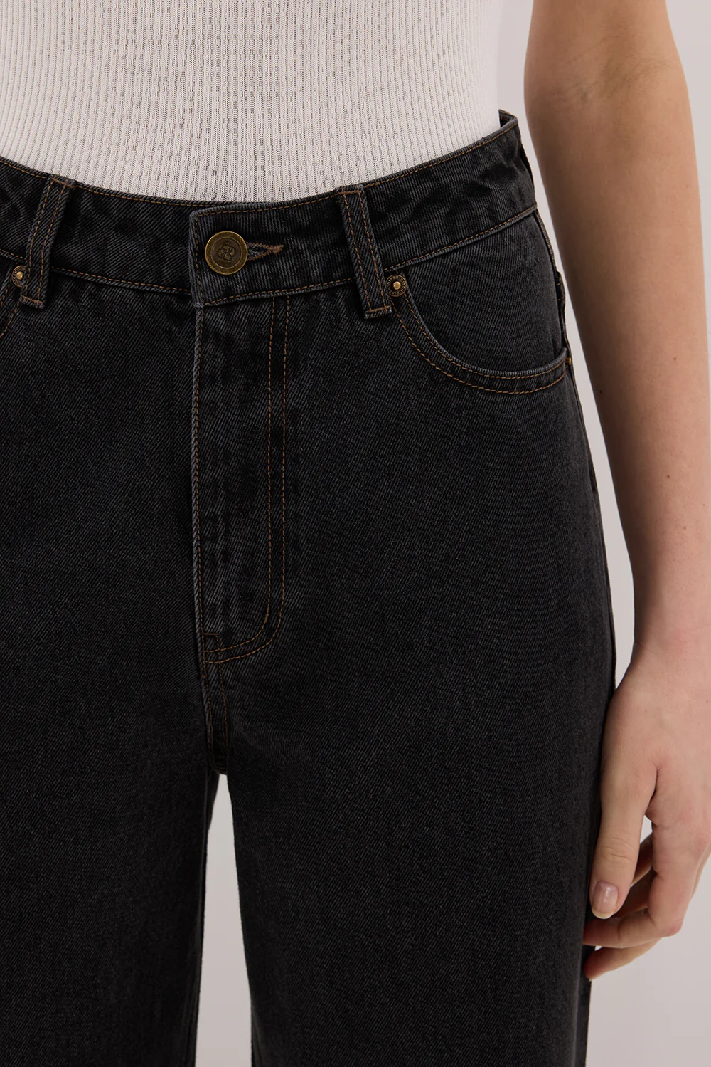 WESTIN BLACK RINSE TALL STRAIGHT JEAN - Gamepaces