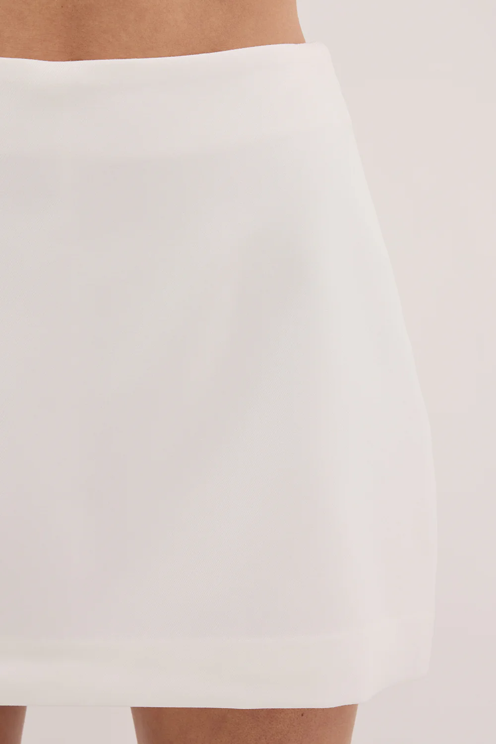 SOHO WHITE TAILORED SKORT - Gamepaces