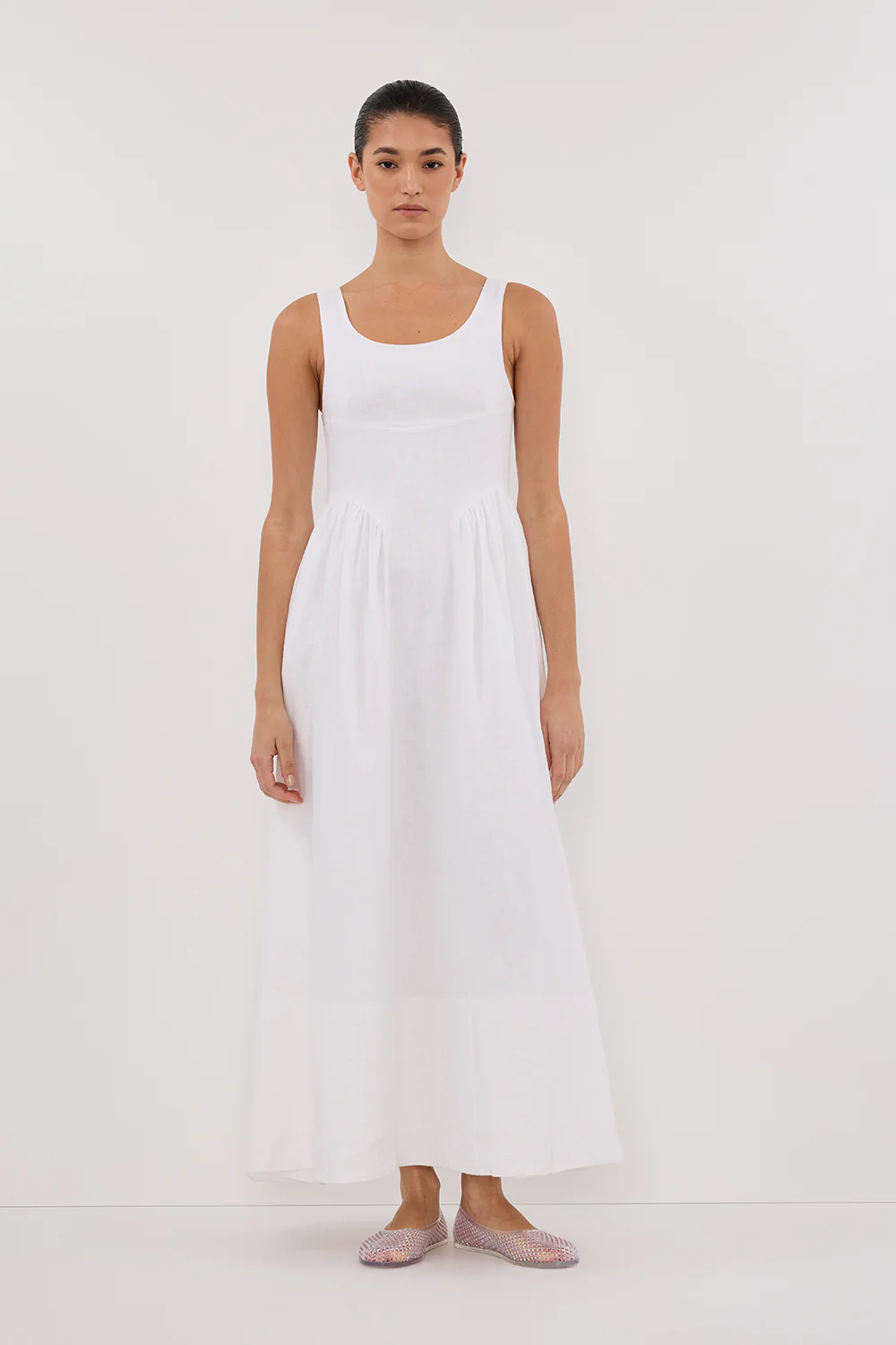 IBIZA WHITE LINEN DRESS - Gamepaces