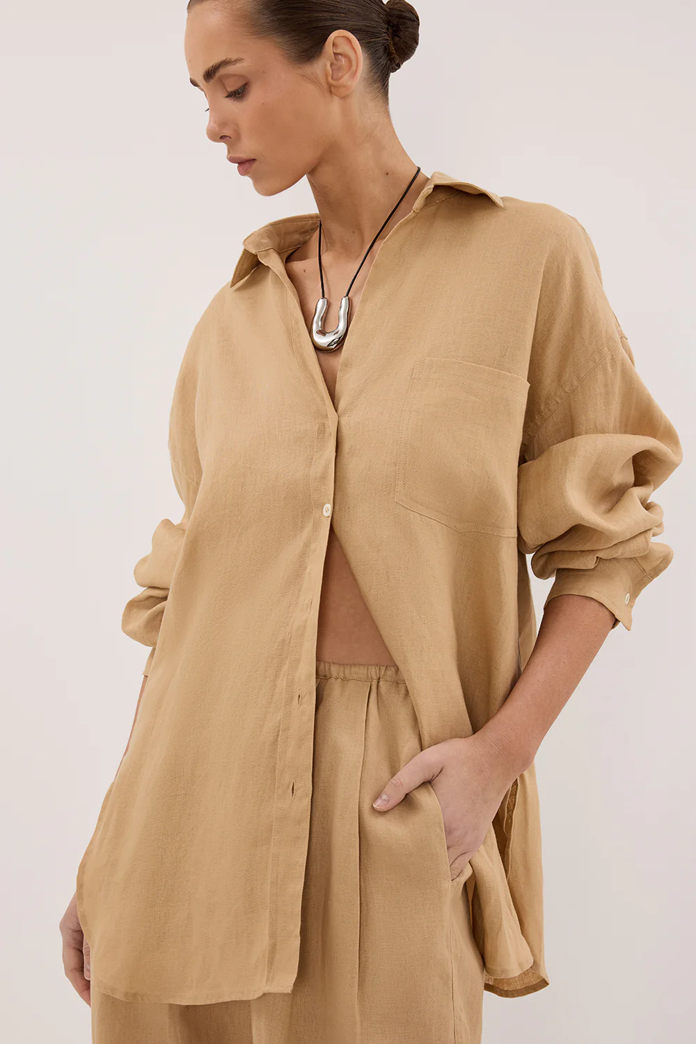 LUNE TAN OVERSIZED LINEN SHIRT - Gamepaces