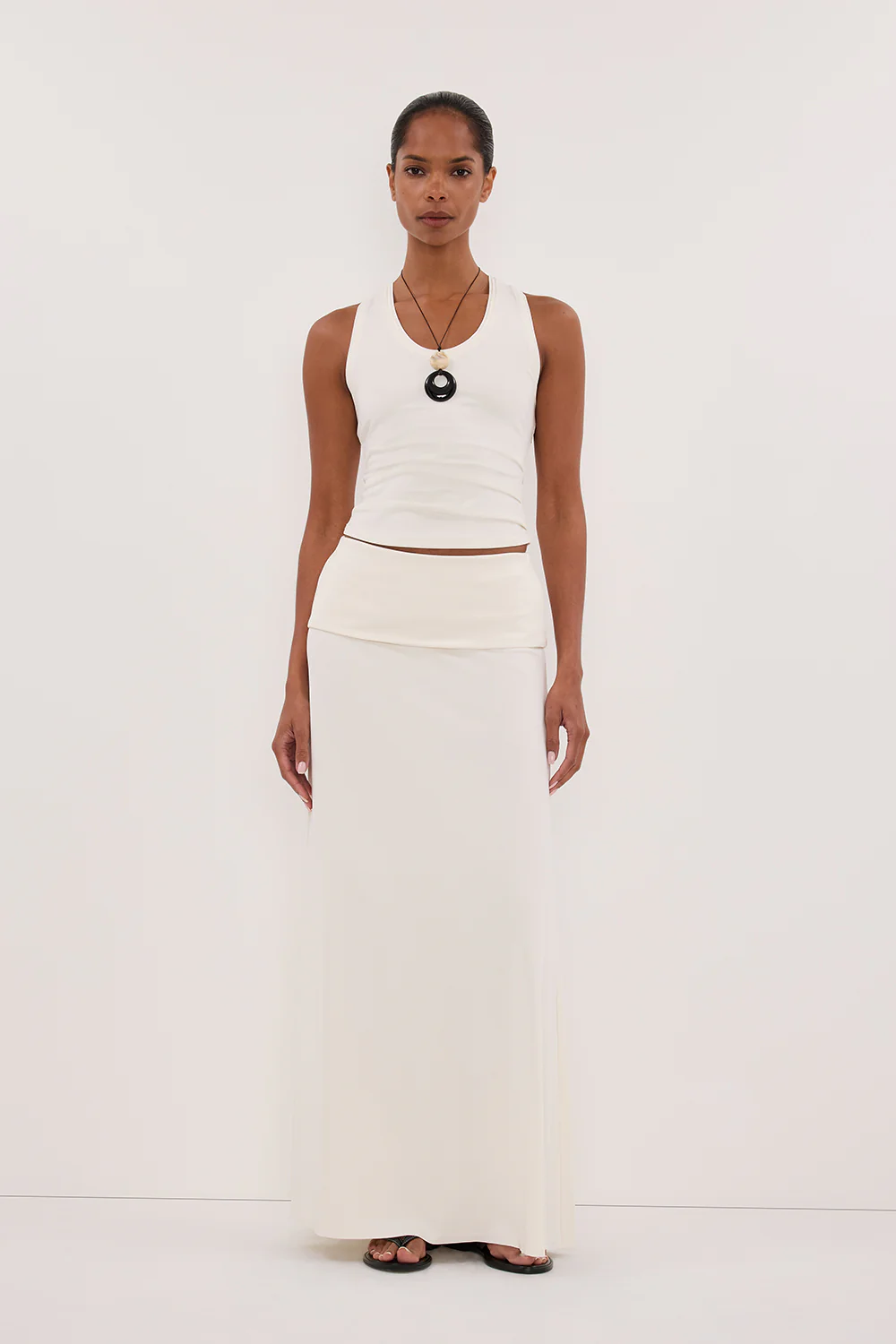 JULIE OFF WHITE MODAL BLEND SLEEVELESS TANK TOP - Gamepaces