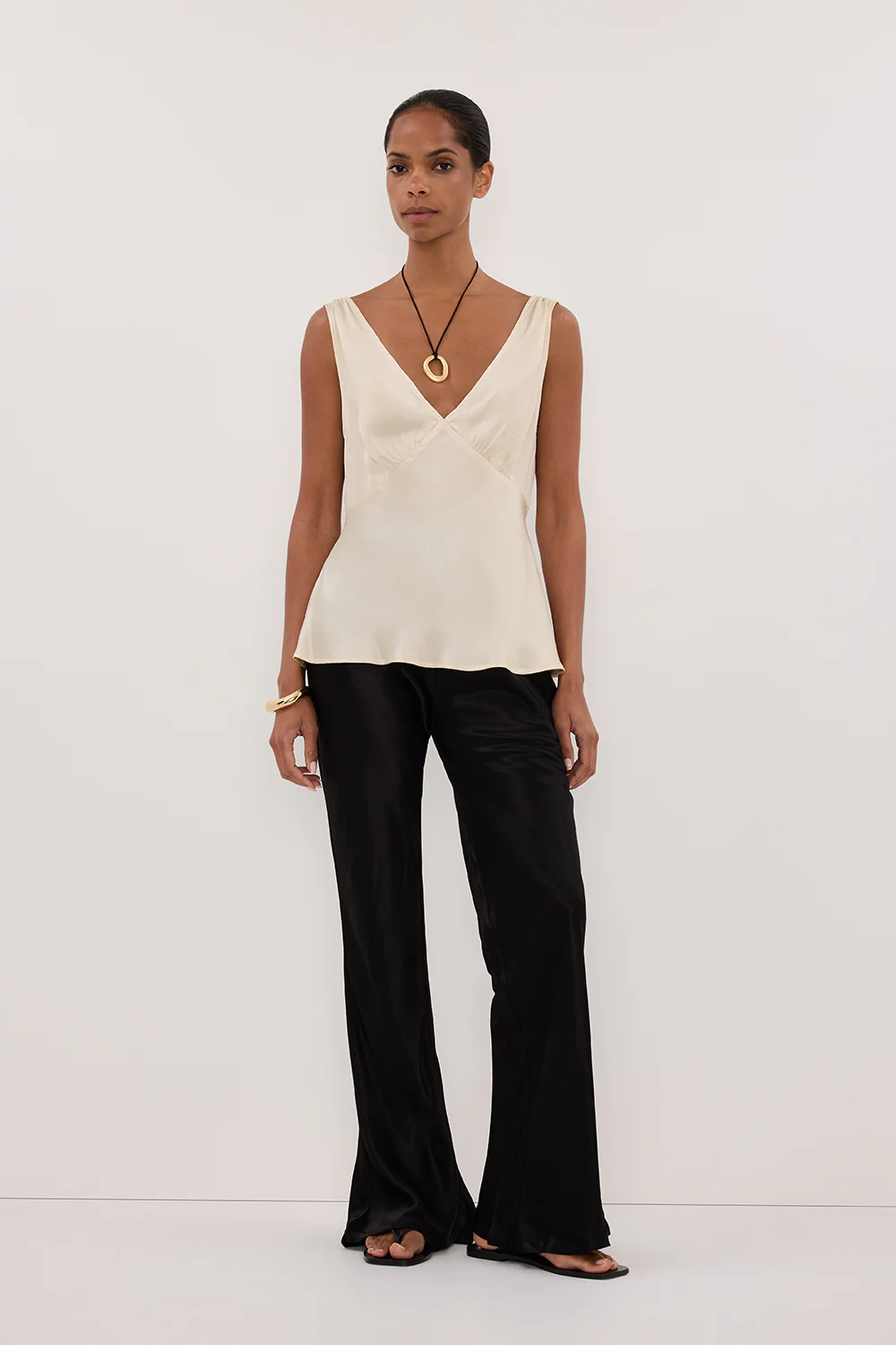 JORJA STRAW SLEEVELESS SILK TOP - Gamepaces