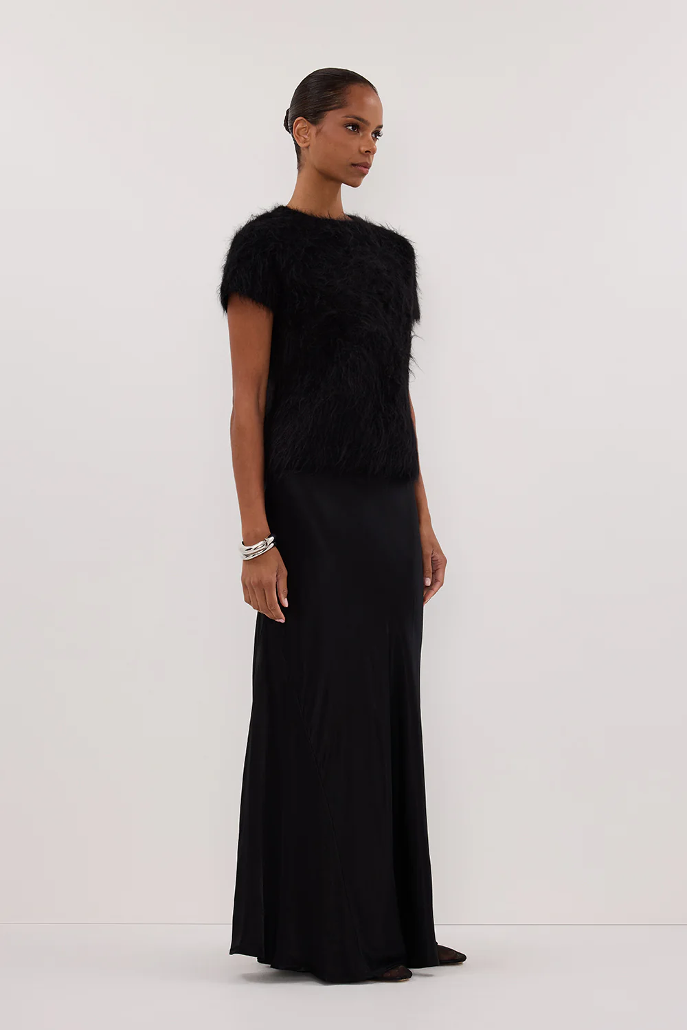 SALMA BLACK CAP SLEEVE KNIT TOP - Gamepaces