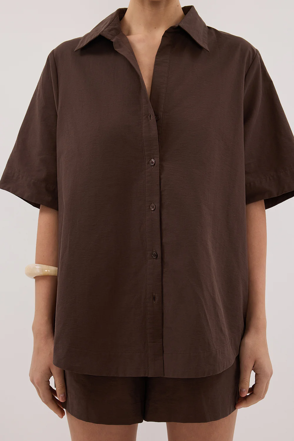 ELARA CHOCOLATE OVERSIZED SHORT SLEEVE SHIRT - Gamepaces