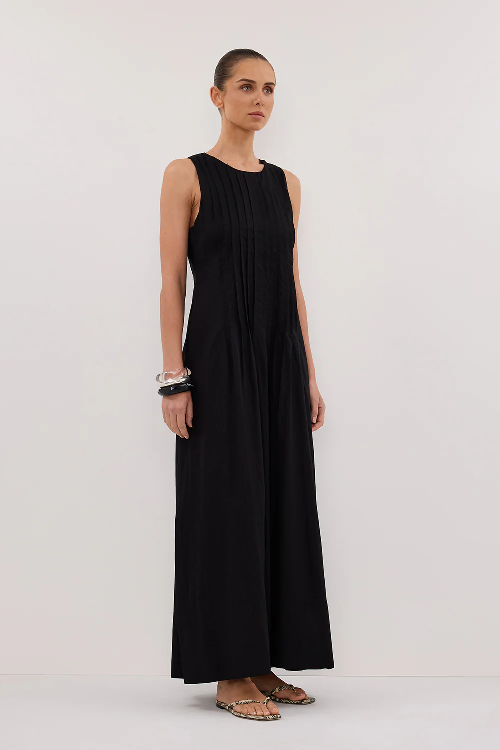 MILO BLACK LINEN BLEND MIDI DRESS - Gamepaces