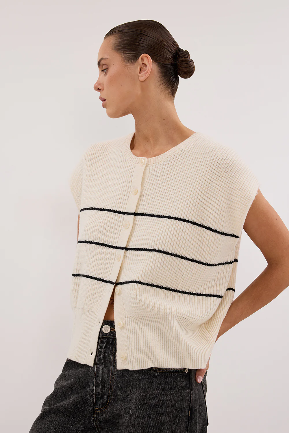 KATE CREAM STRIPE KNIT VEST - Gamepaces