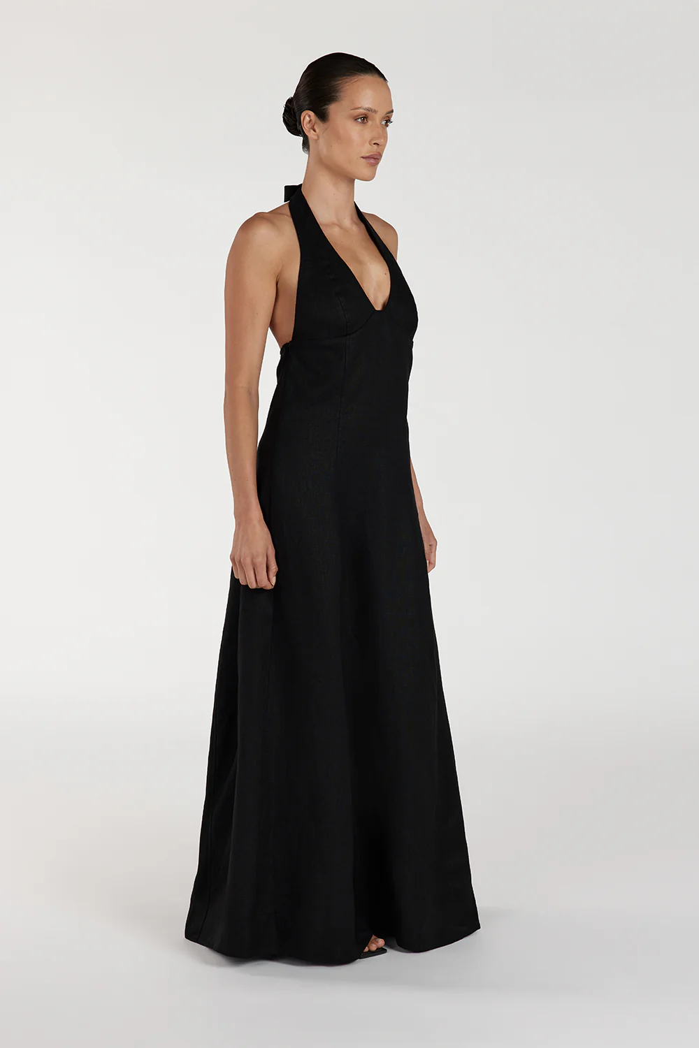 AUDREY BLACK HALTER LINEN MIDI DRESS - Gamepaces