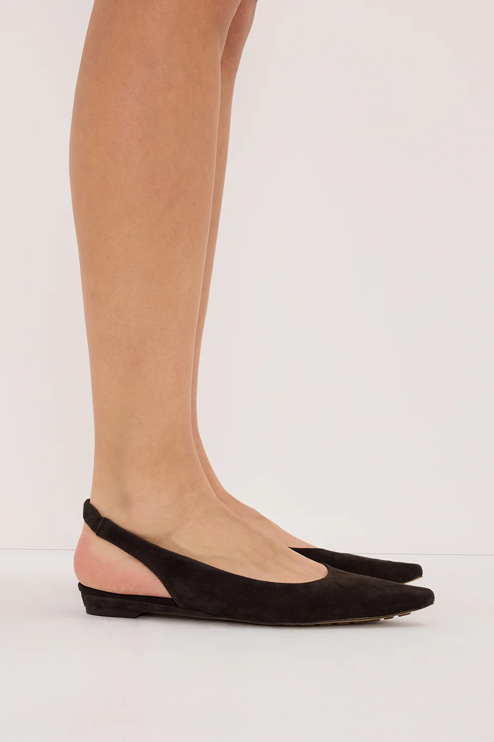 ALIAS MAE HAZEL CHOC SUEDE SLINGBACK FLAT - Gamepaces