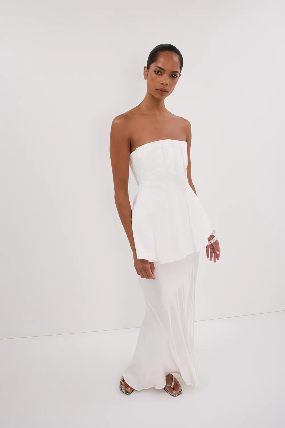 LILLY WHITE PLEATED STRAPLESS TOP - Gamepaces