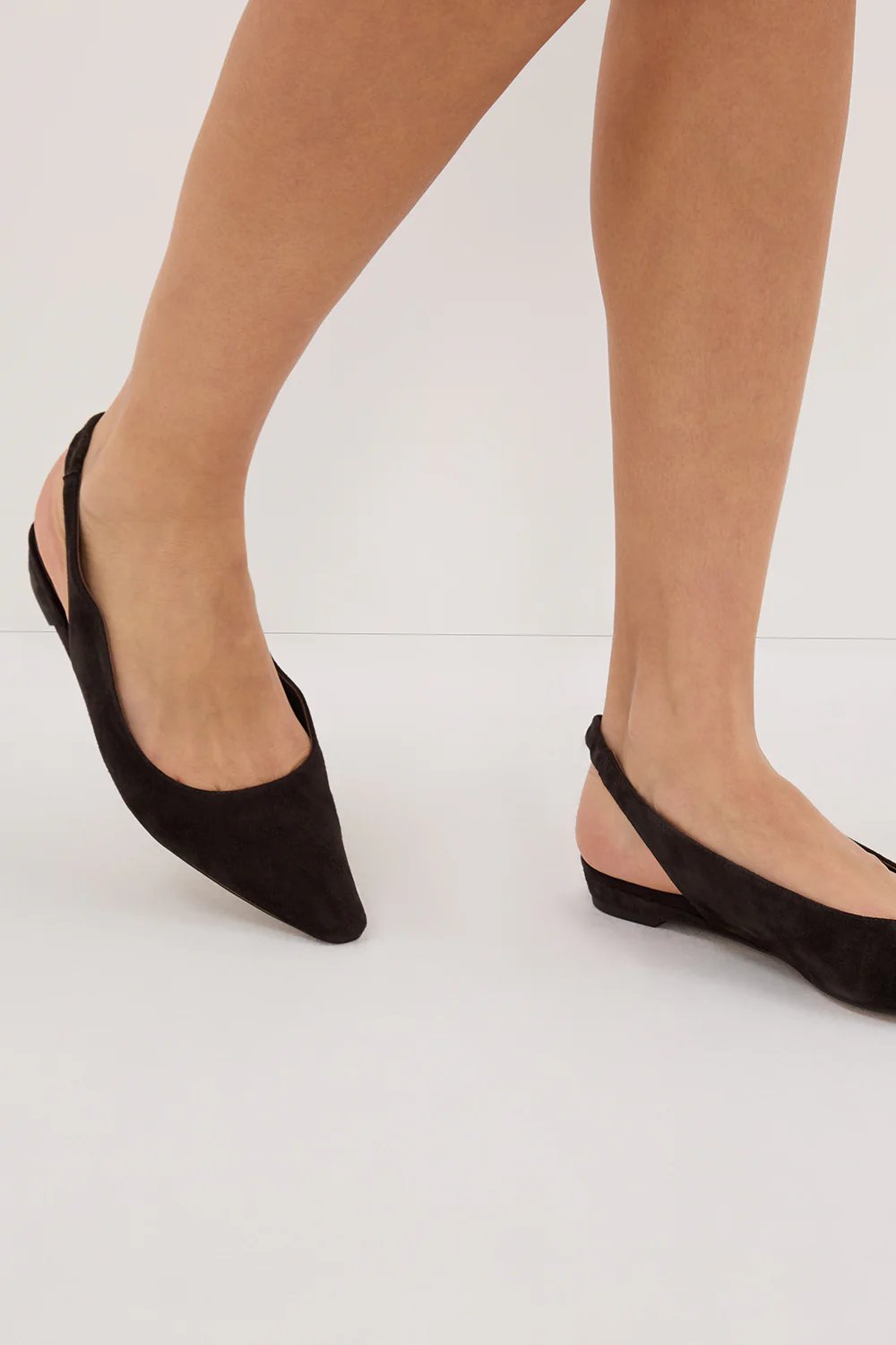 ALIAS MAE HAZEL CHOC SUEDE SLINGBACK FLAT - Gamepaces