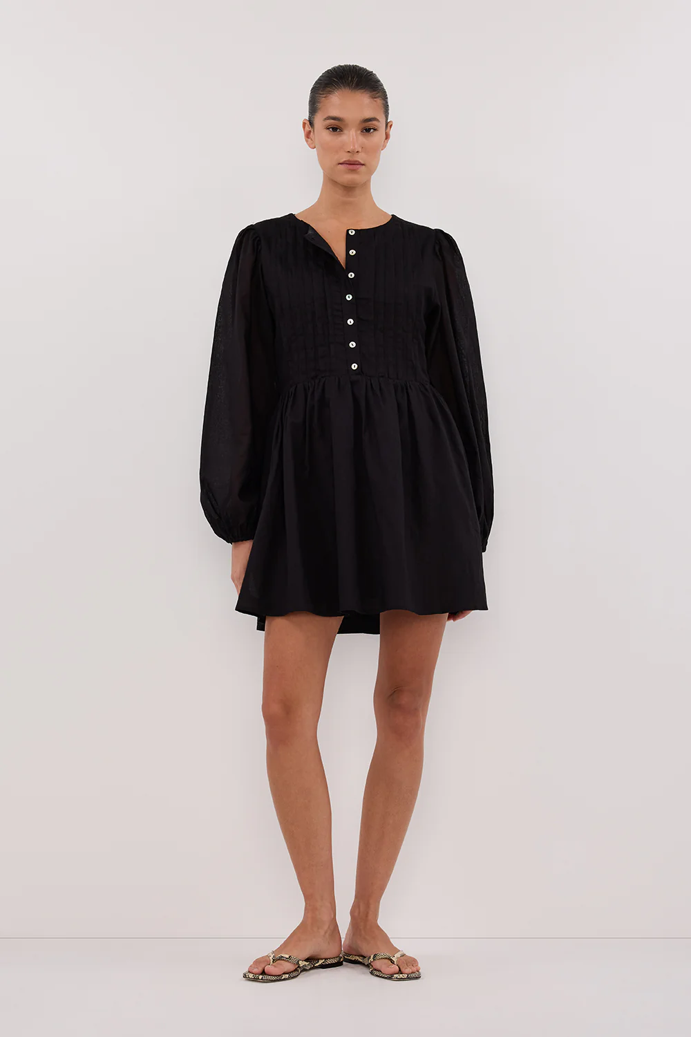 LARS BLACK BUTTON SLEEEVED MINI - Gamepaces