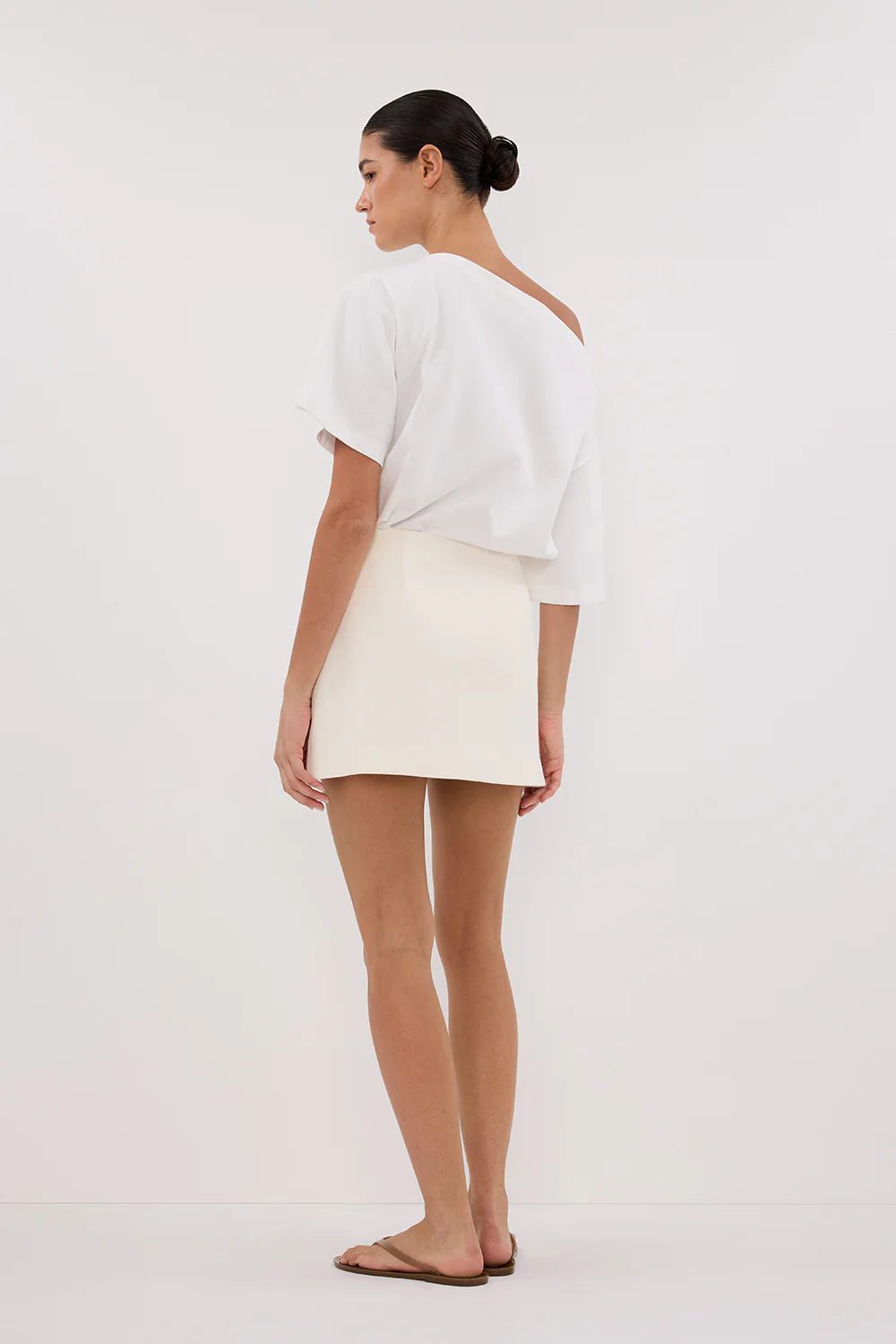 DEMI CREAM TAILORED SKORT - Gamepaces