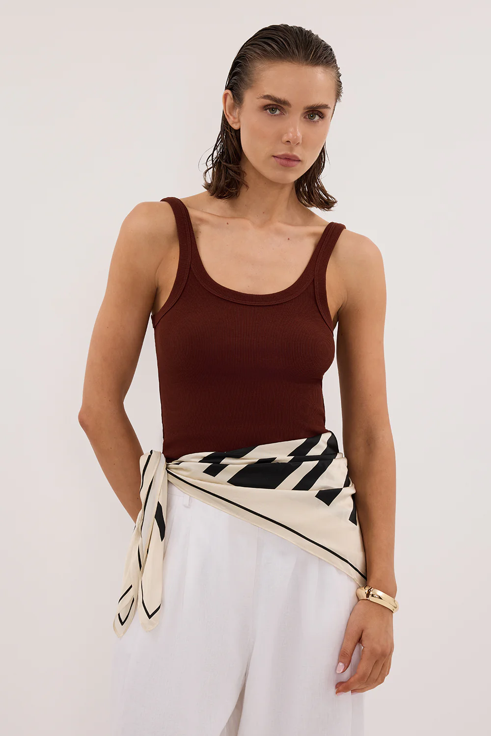 PHOEBE CINNAMON SCOOP NECK TANK TOP - Gamepaces