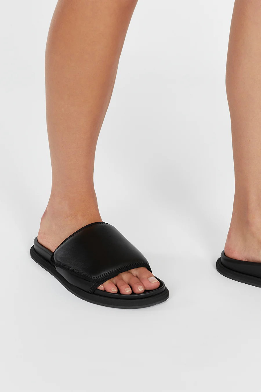 DOF STUDIOS AMARA NERO SLIDE - Gamepaces