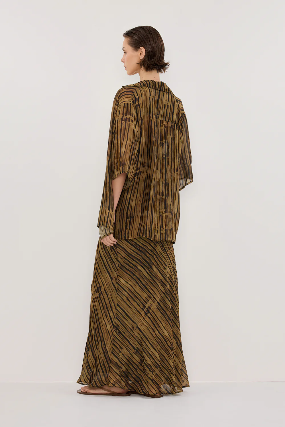 FLEUR DARK CHOCOLATE SHIRT - Gamepaces