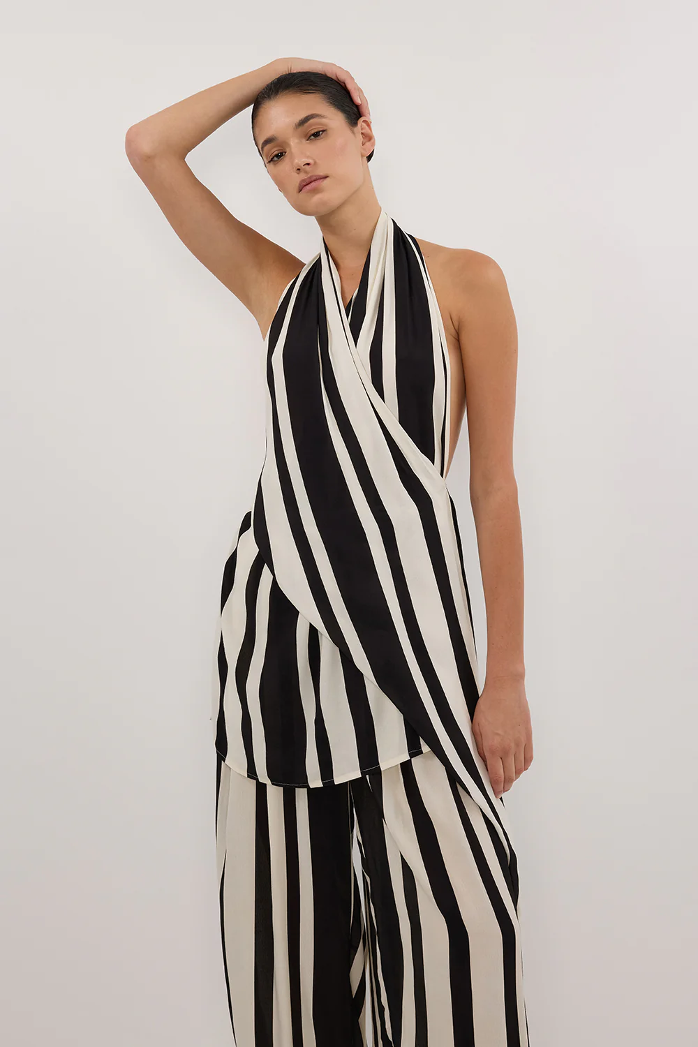 BEAU BLACK STRIPE HALTER TOP - Gamepaces