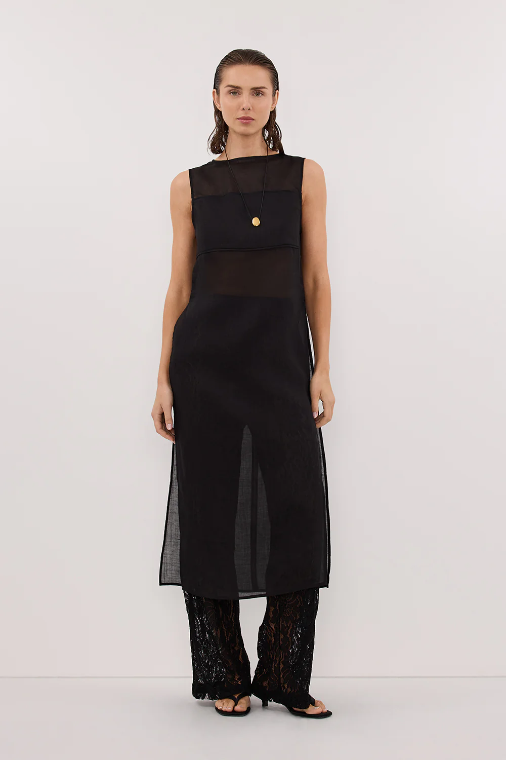 KAI BLACK RAMIE SLEEVELESS TUNIC TOP - Gamepaces