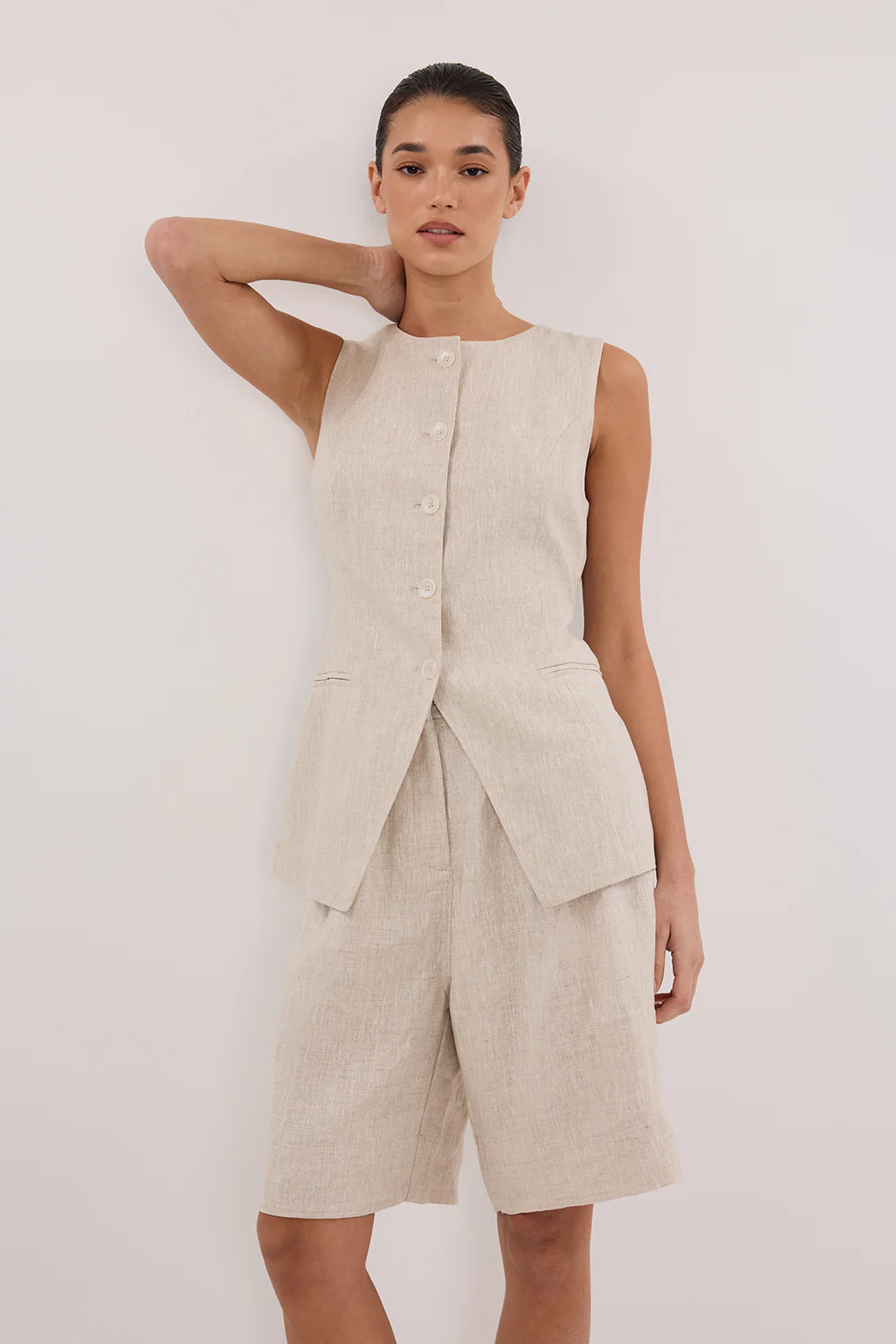 KAYLA NATURAL LINEN BERMUDA SHORT - Gamepaces